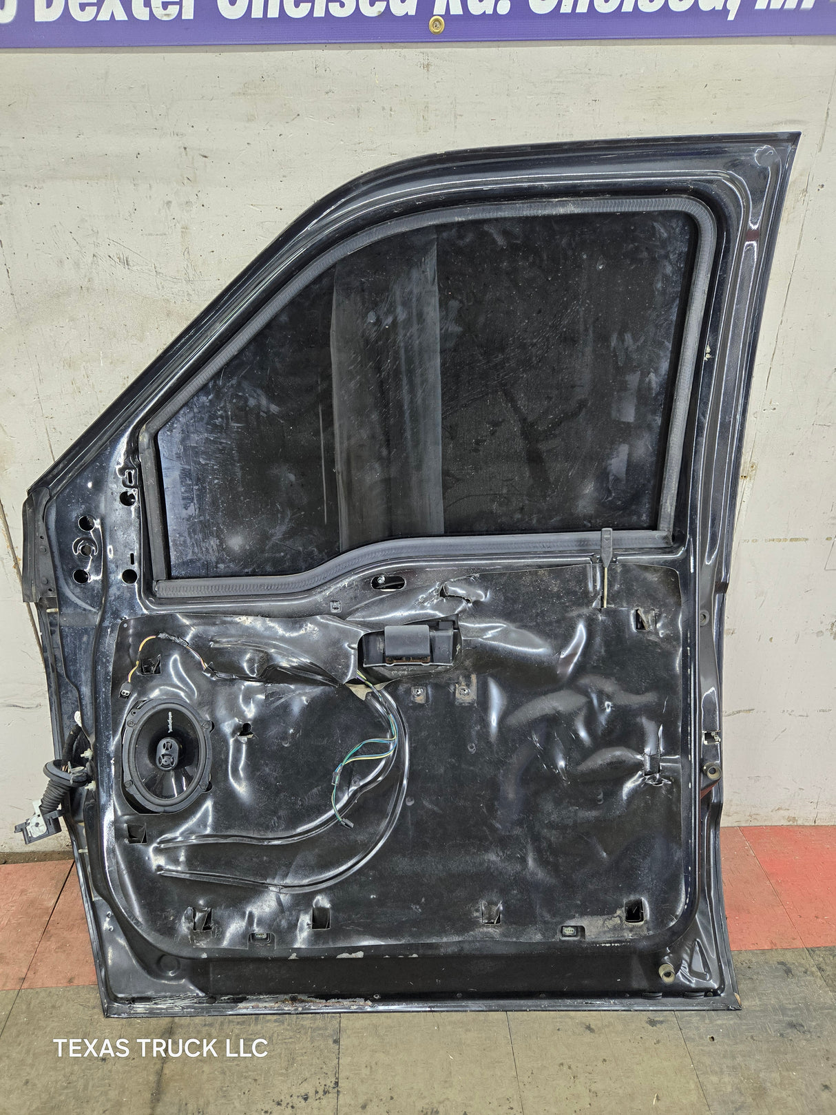 2012-2016 Ford Super Duty Passenger Side Front Door RH F250 F350 F450 F550 - Black