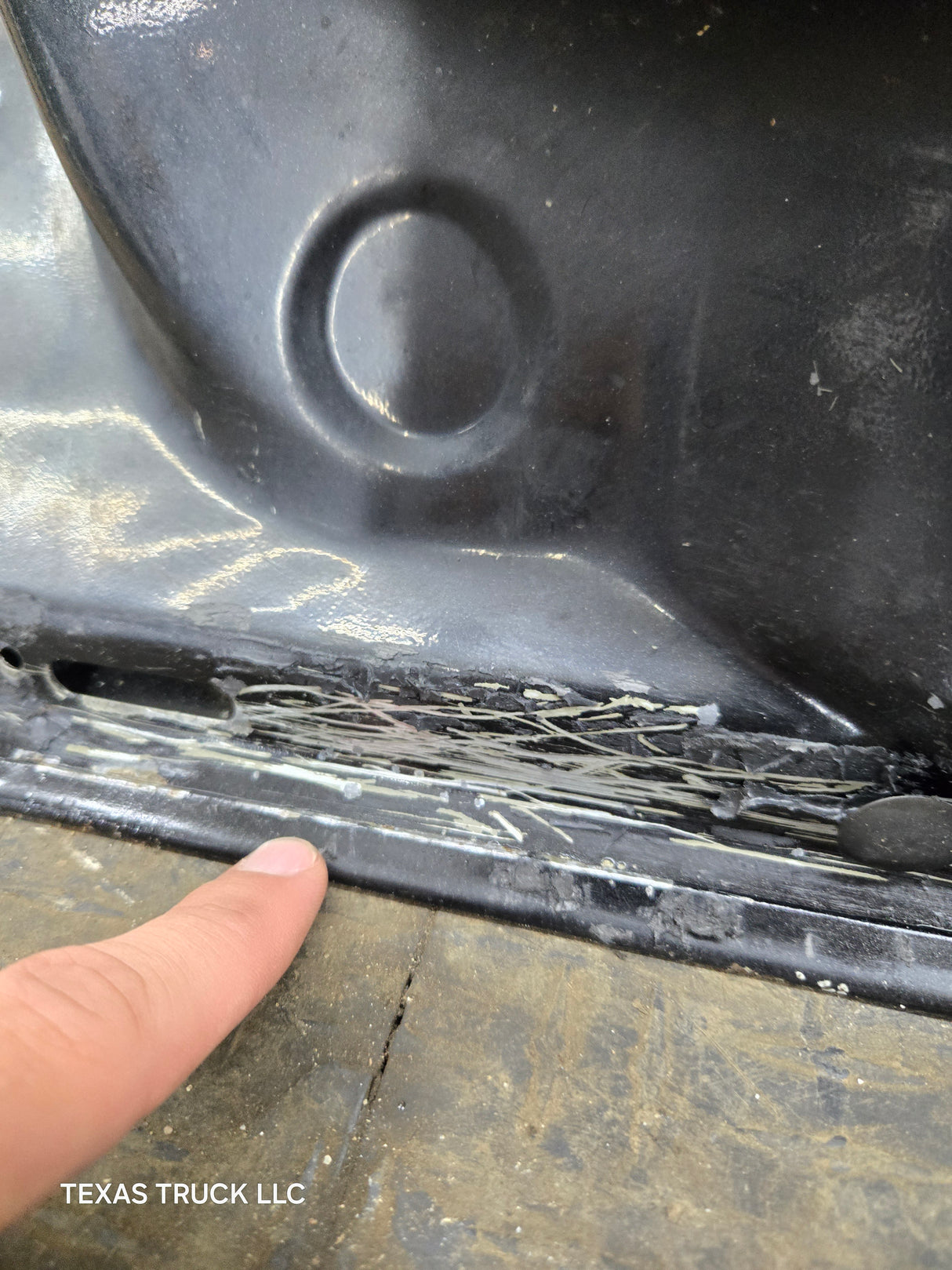 2012-2016 Ford Super Duty Passenger Side Front Door RH F250 F350 F450 F550 - Black