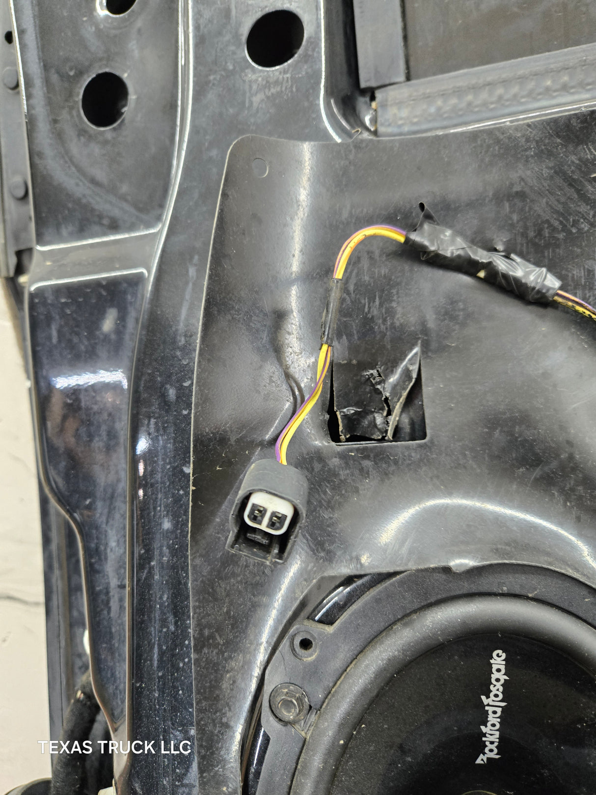 2012-2016 Ford Super Duty Passenger Side Front Door RH F250 F350 F450 F550 - Black