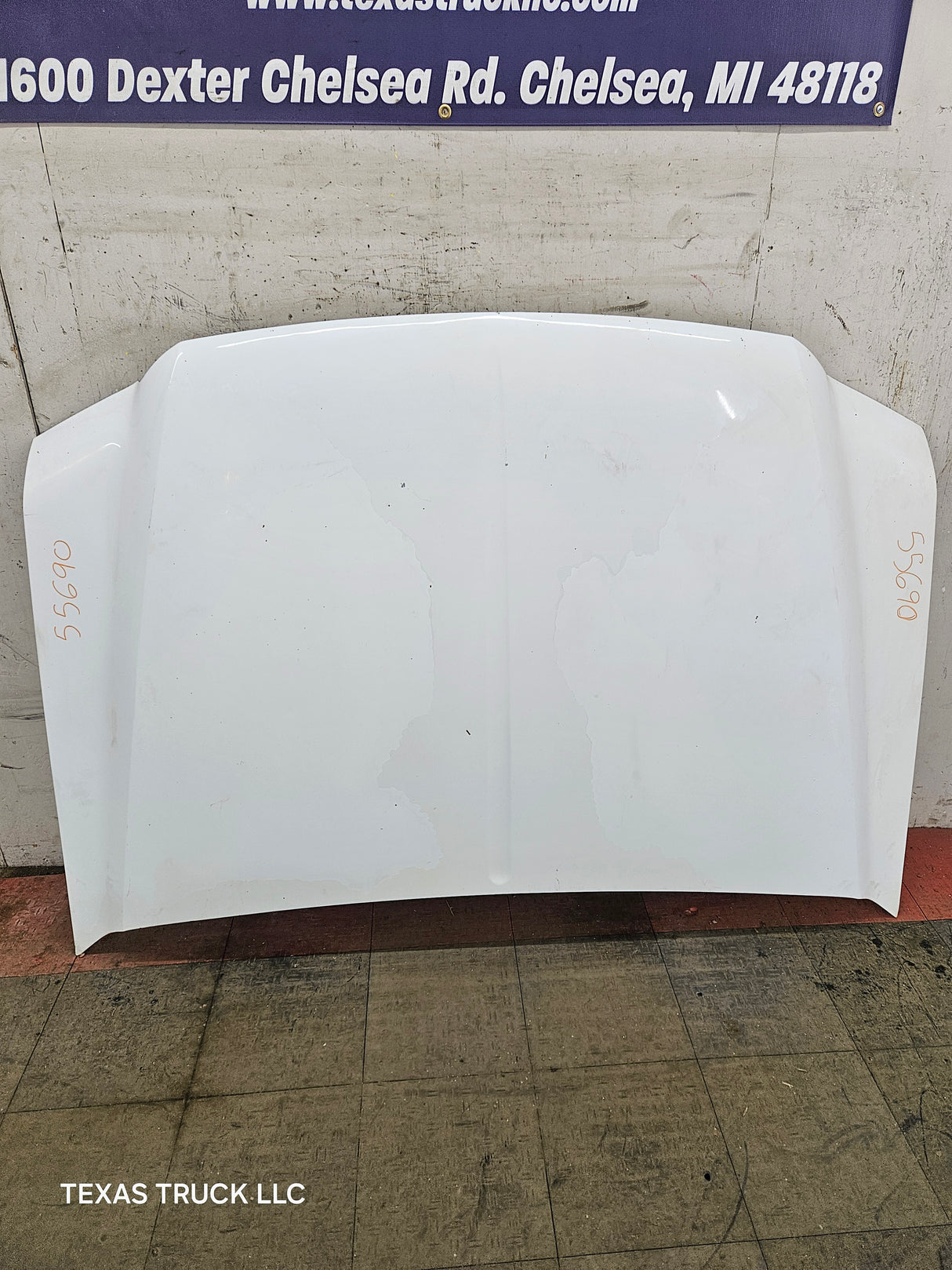 1999-2007 Ford Super Duty Hood F250 F350 F450 F550 - Oxford White