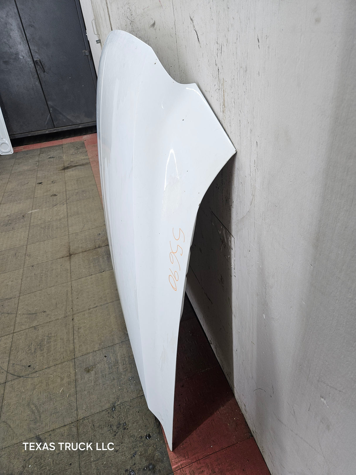 1999-2007 Ford Super Duty Hood F250 F350 F450 F550 - Oxford White