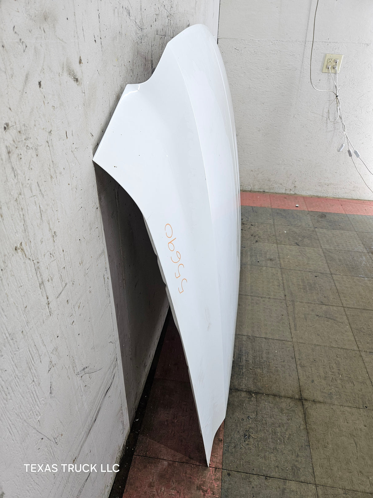 1999-2007 Ford Super Duty Hood F250 F350 F450 F550 - Oxford White