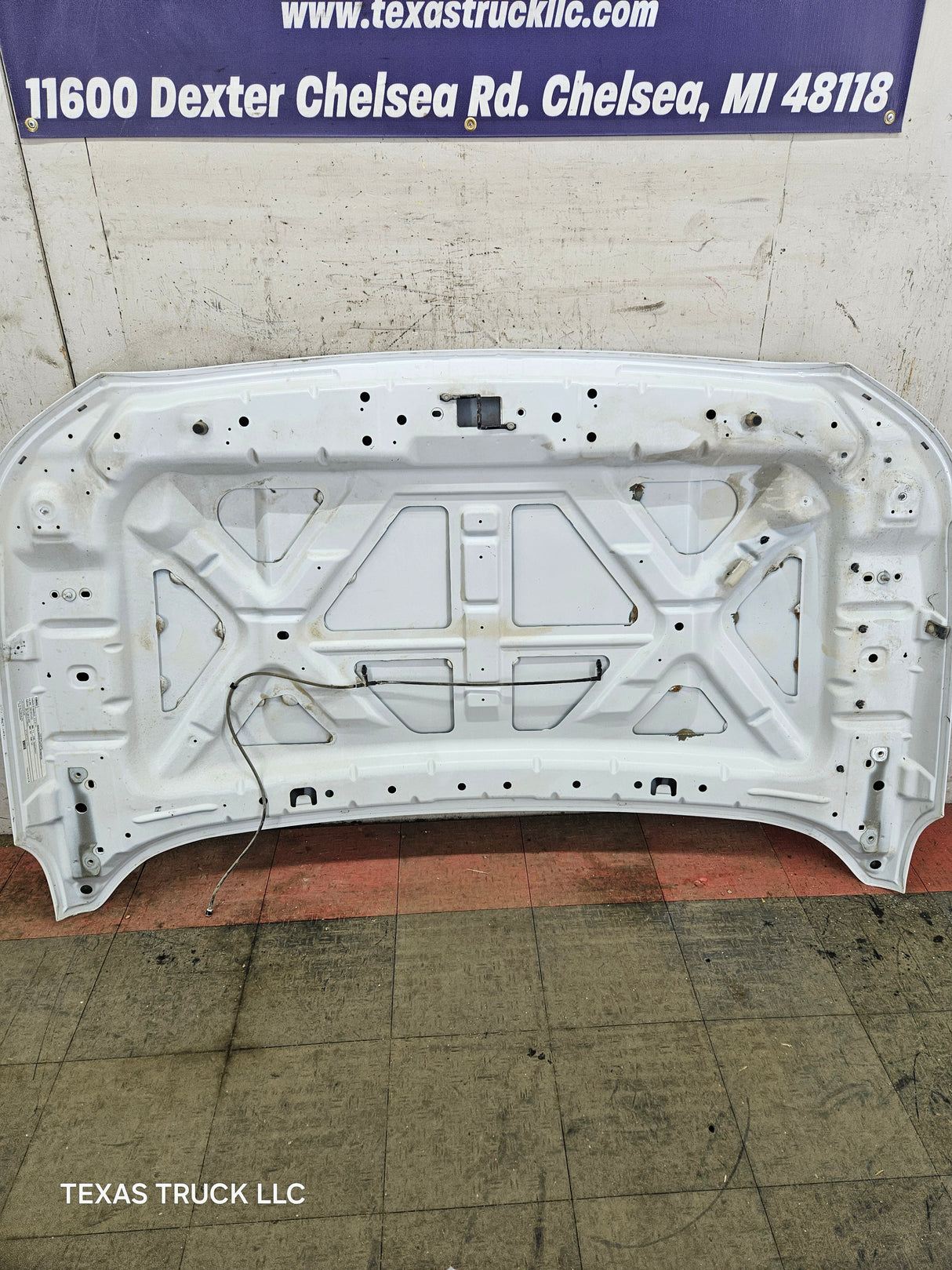 2011-2016 Ford Super Duty Hood F250 F350 F450 F550 - White