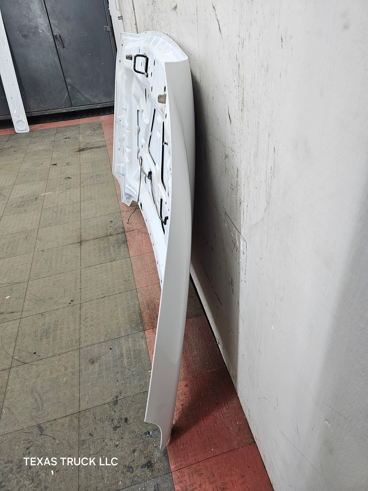 2011-2016 Ford Super Duty Hood F250 F350 F450 F550 - White