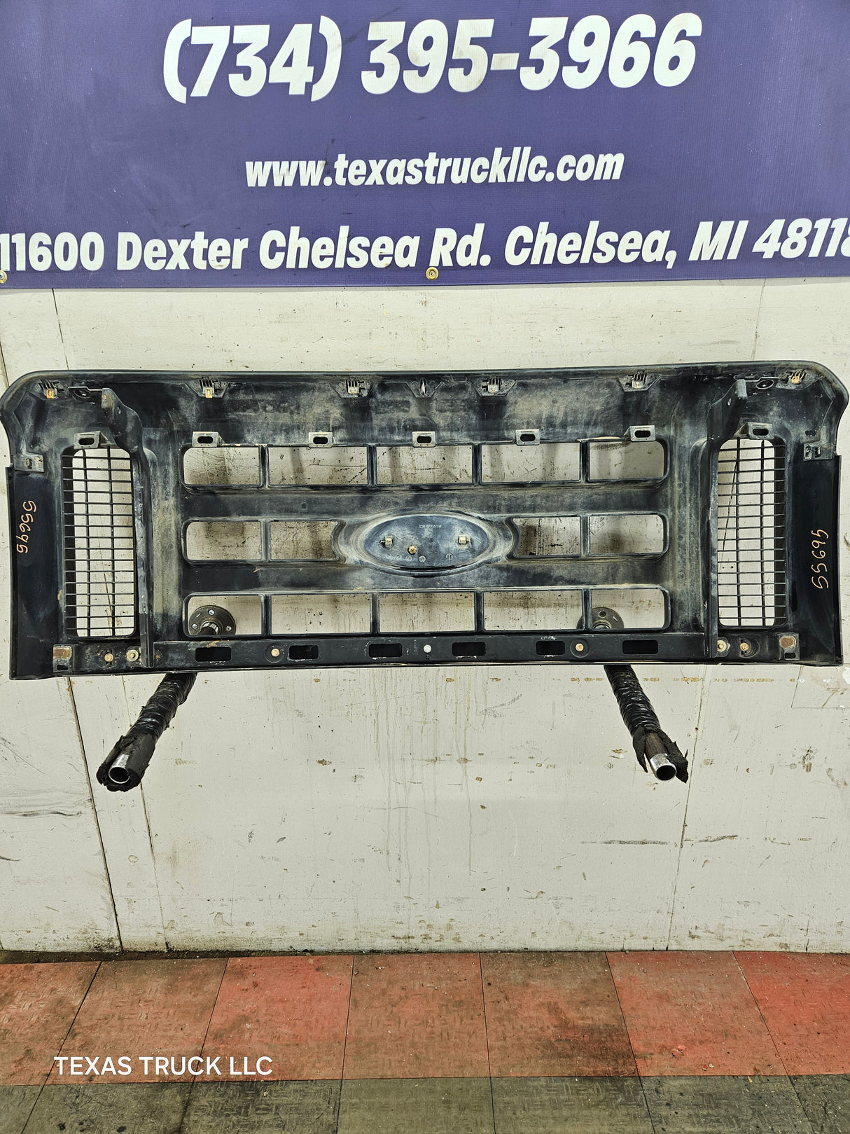 2008-2010 Ford Super Duty F250 F350 F450 F550 Grill Surround