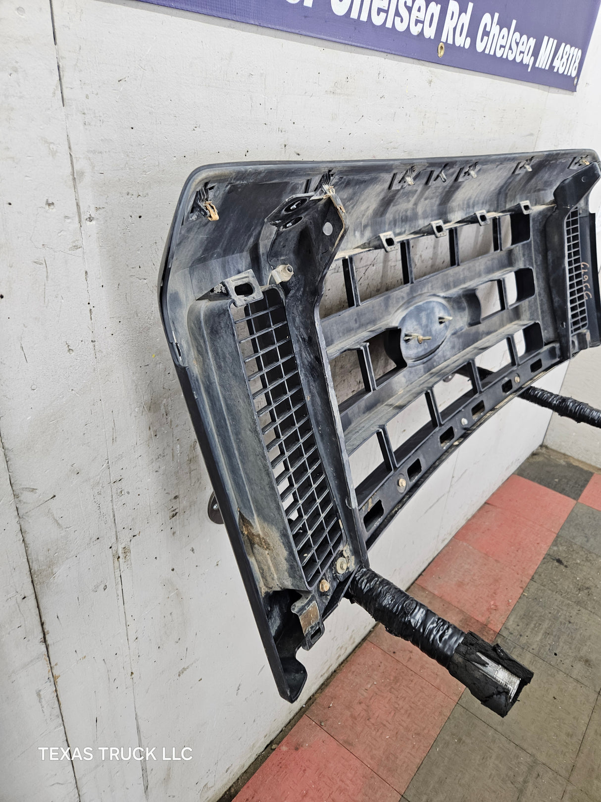 2008-2010 Ford Super Duty F250 F350 F450 F550 Grill Surround