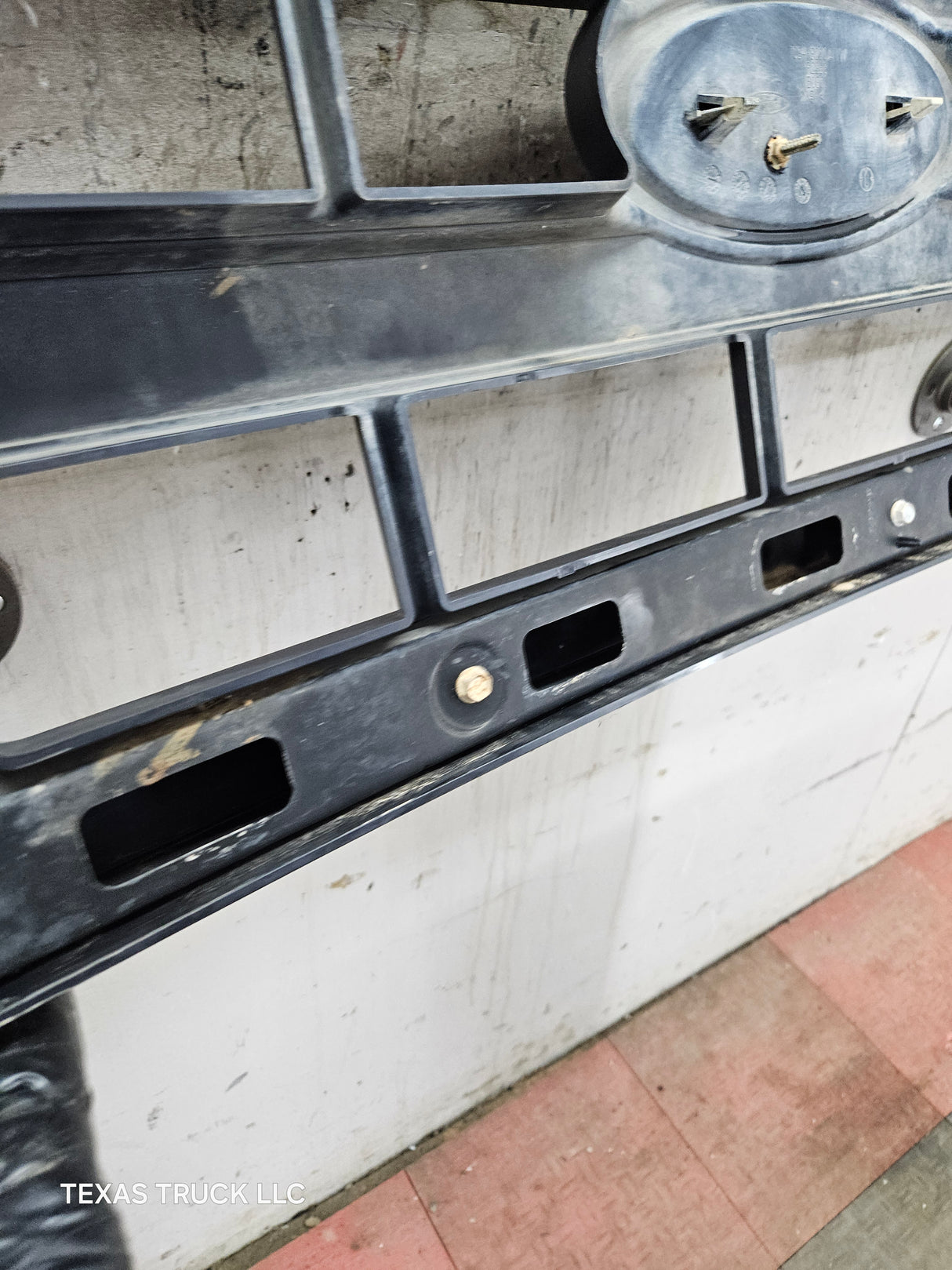 2008-2010 Ford Super Duty F250 F350 F450 F550 Grill Surround