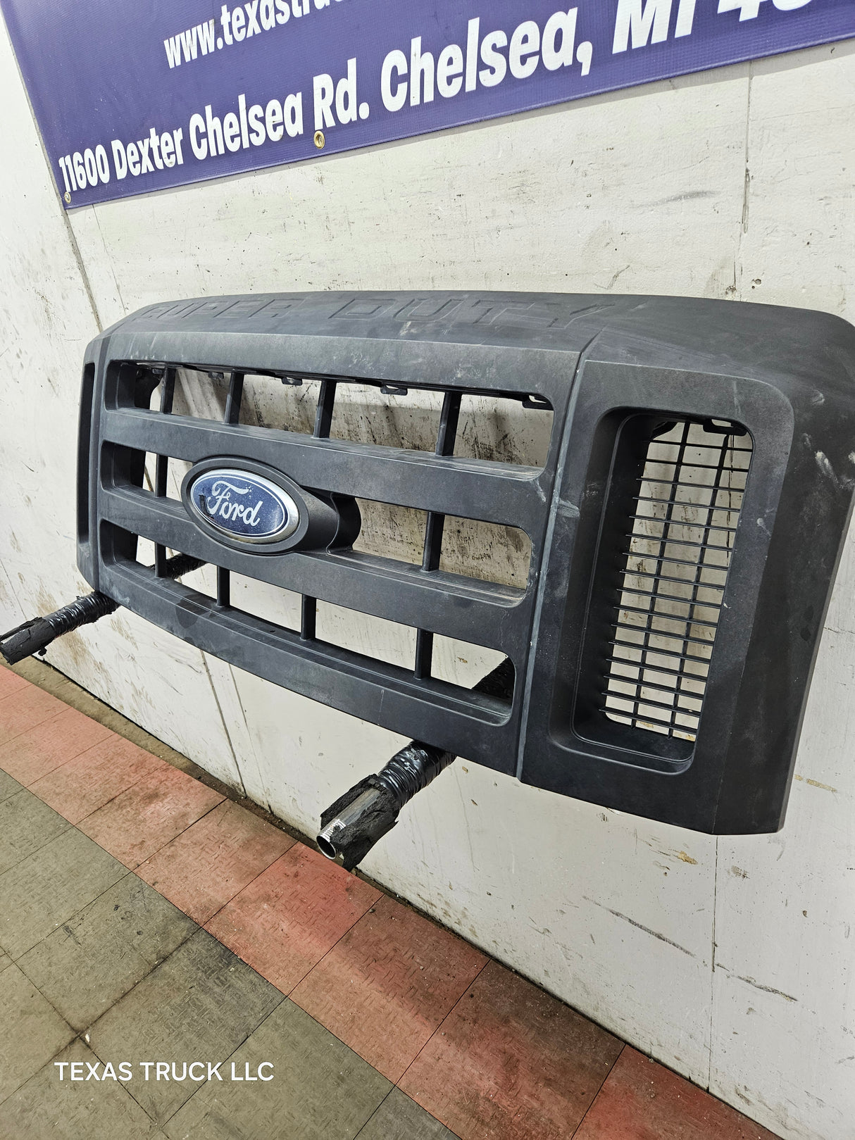 2008-2010 Ford Super Duty F250 F350 F450 F550 Grill Surround