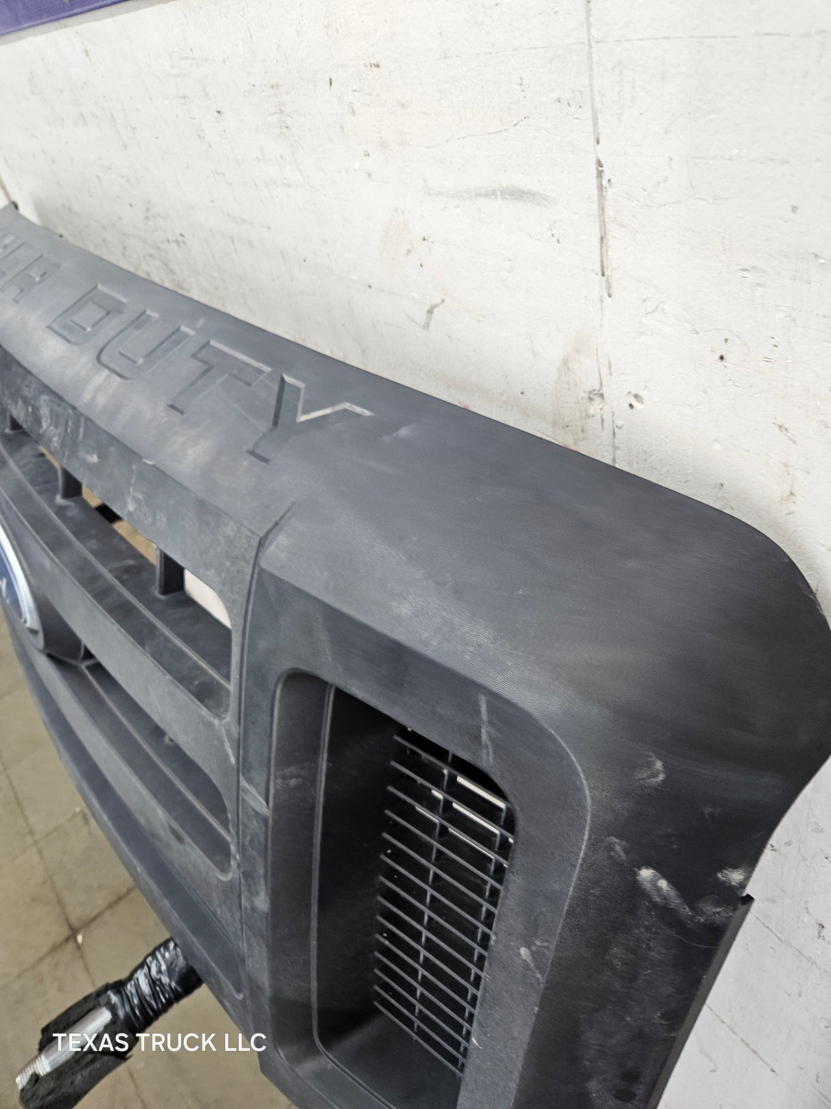 2008-2010 Ford Super Duty F250 F350 F450 F550 Grill Surround