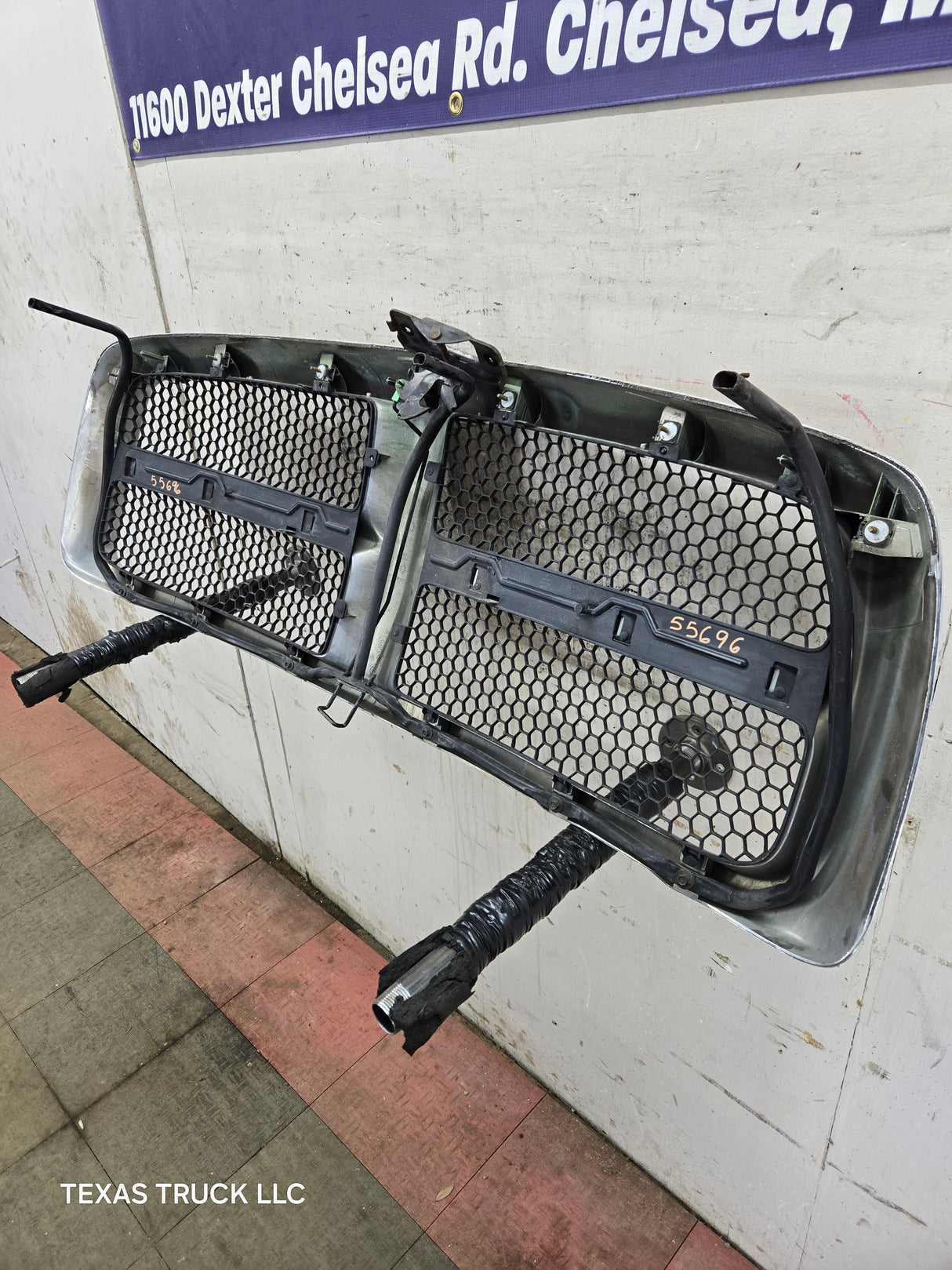 2002-2005 Dodge Ram 3rd Gen 1500 2500 3500 Chrome Grill