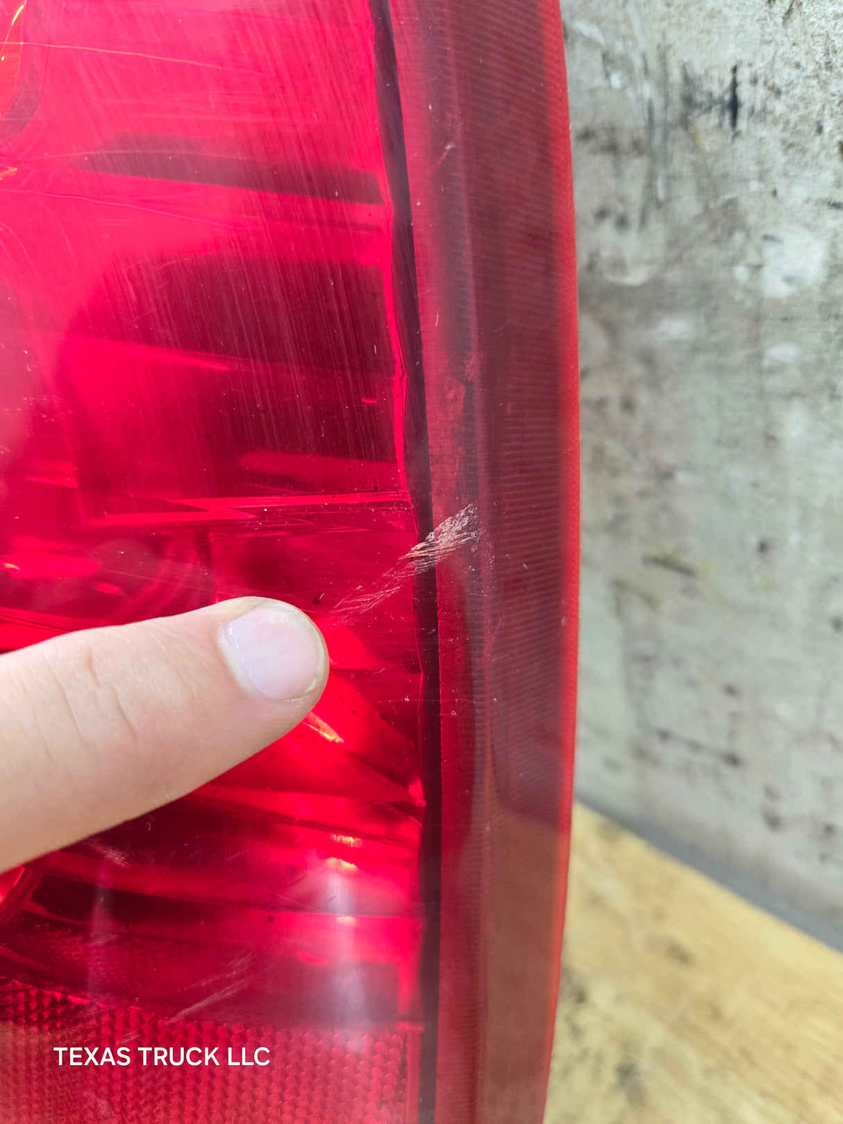 2008-2016 Ford Super Duty F250 F350 F450 F550 RH Passenger Side Tail Light