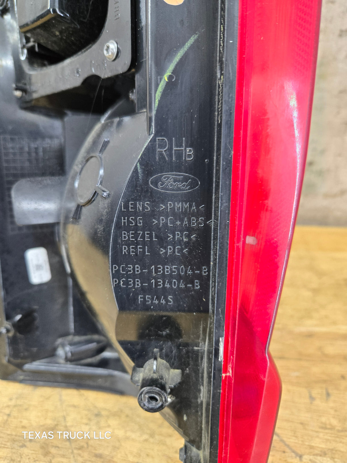 2023-2025 Ford Super Duty F250 F350 RH Passenger Side Tail Light With Bliss PC3B-13B504-B