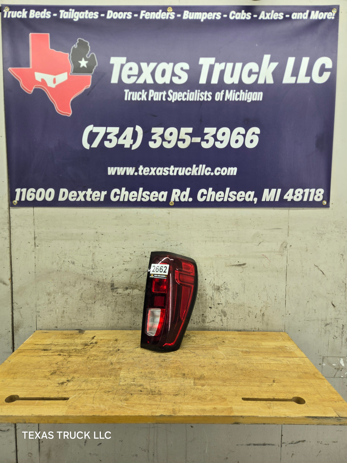 2019-2023 GMC Sierra 1500 2500 3500 HD RH Passenger Side Tail Light 85105349