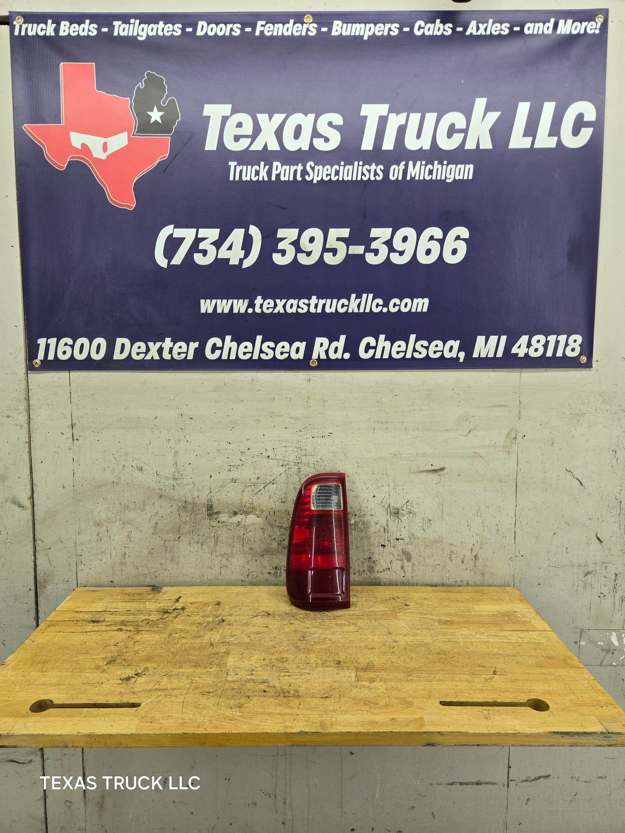 2008-2016 Ford Super Duty F250 F350 F450 F550 LH Driver Side Tail Light