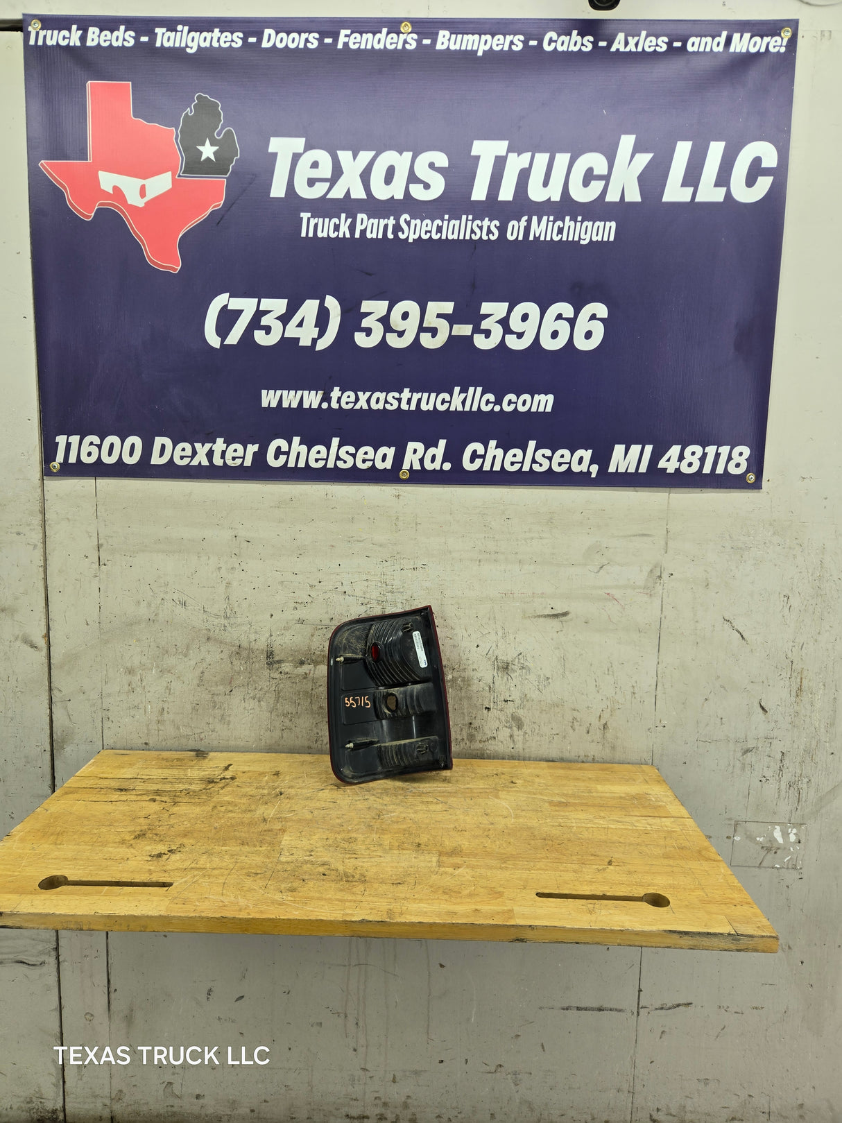 2004-2008 Ford F-150 Passenger Side Tail Light Right Hand