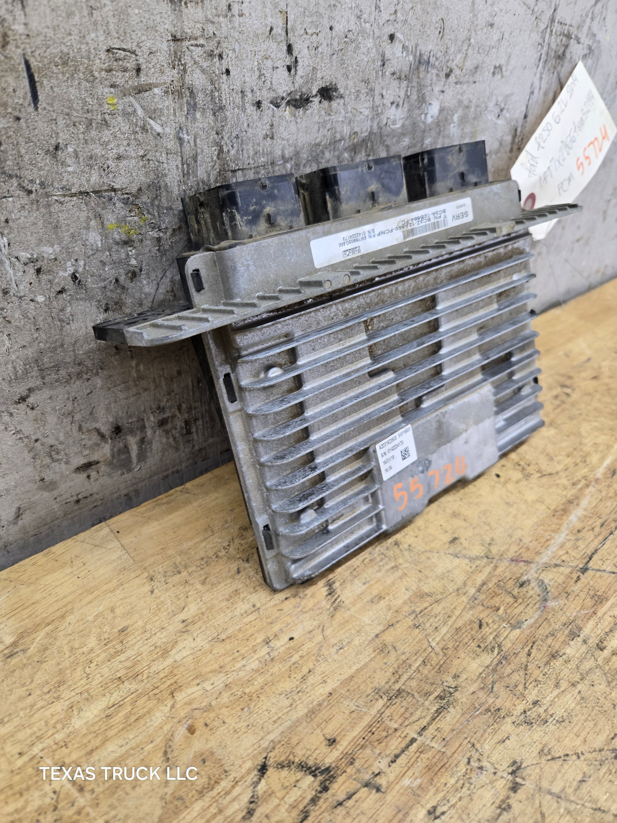 2015 Ford F250 F350 6.2L PCM SERV / BC3Z-12A650-FCNP