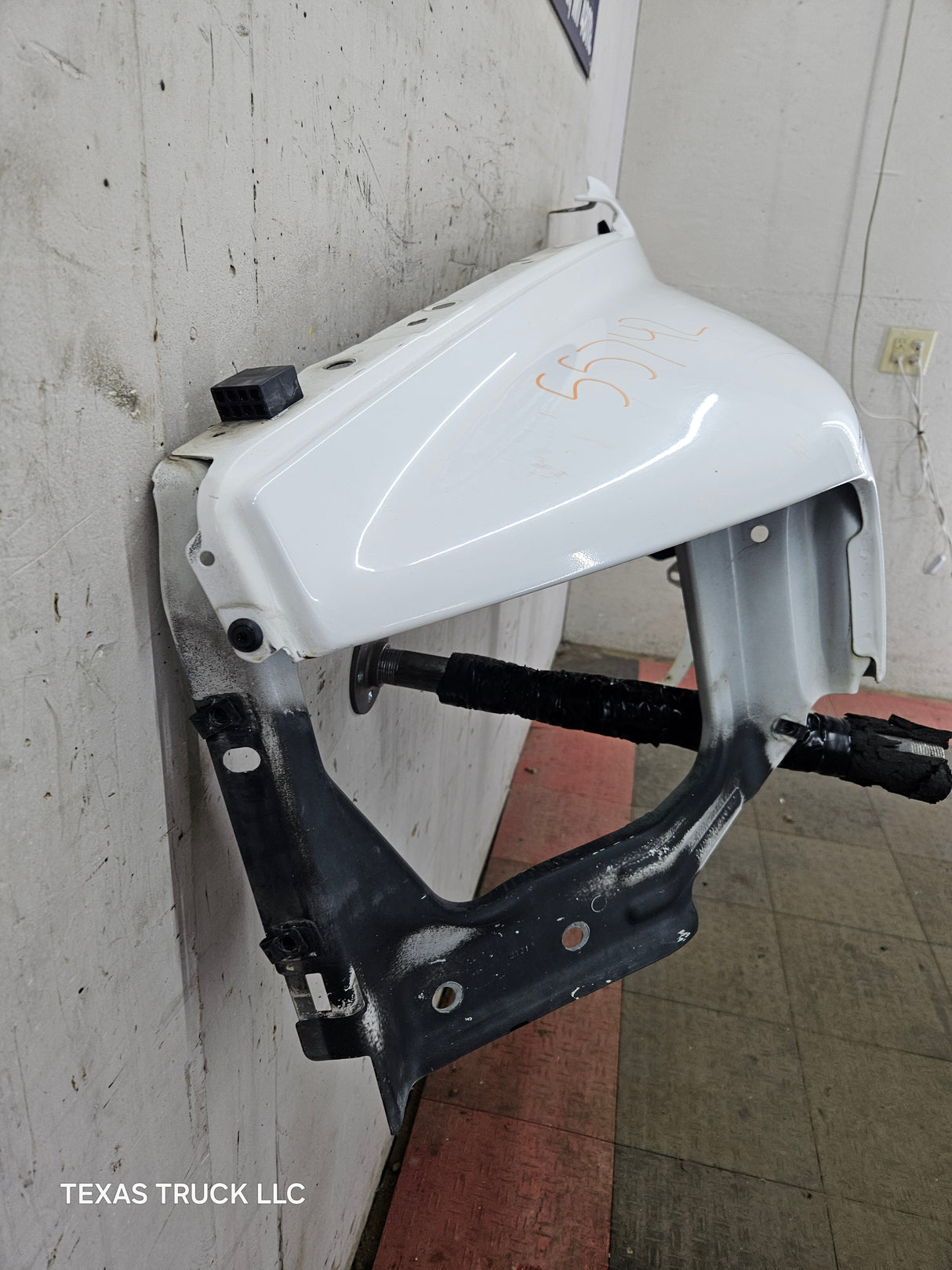 2003-2005 Dodge Ram 3rd Gen 1500 2500 3500 LH Driver Side Fender - White