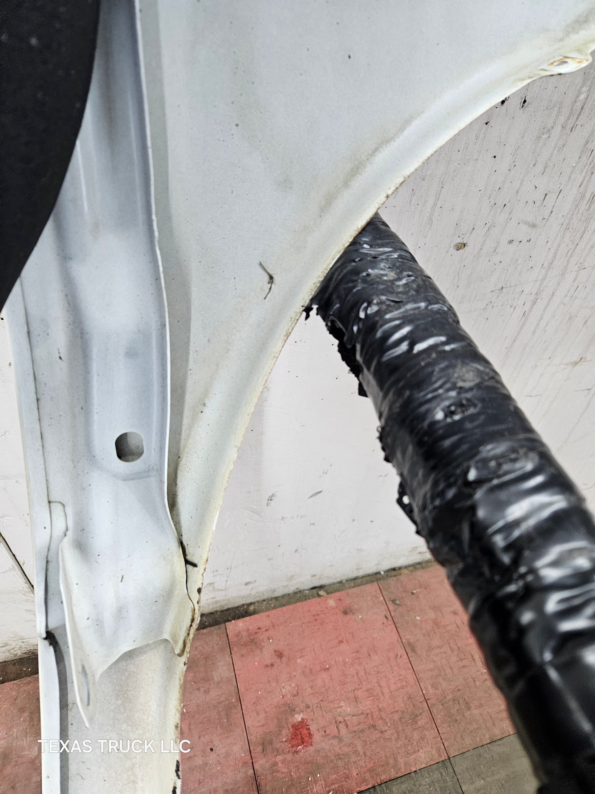 2003-2005 Dodge Ram 3rd Gen 1500 2500 3500 LH Driver Side Fender - White