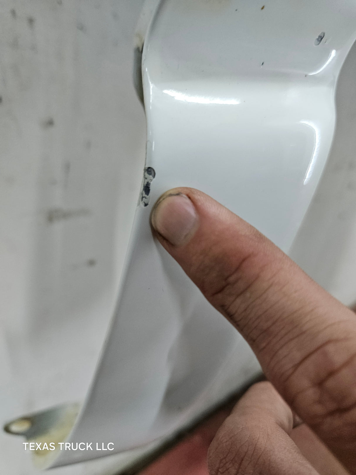 2003-2005 Dodge Ram 3rd Gen 1500 2500 3500 RH Passenger Side Fender - White