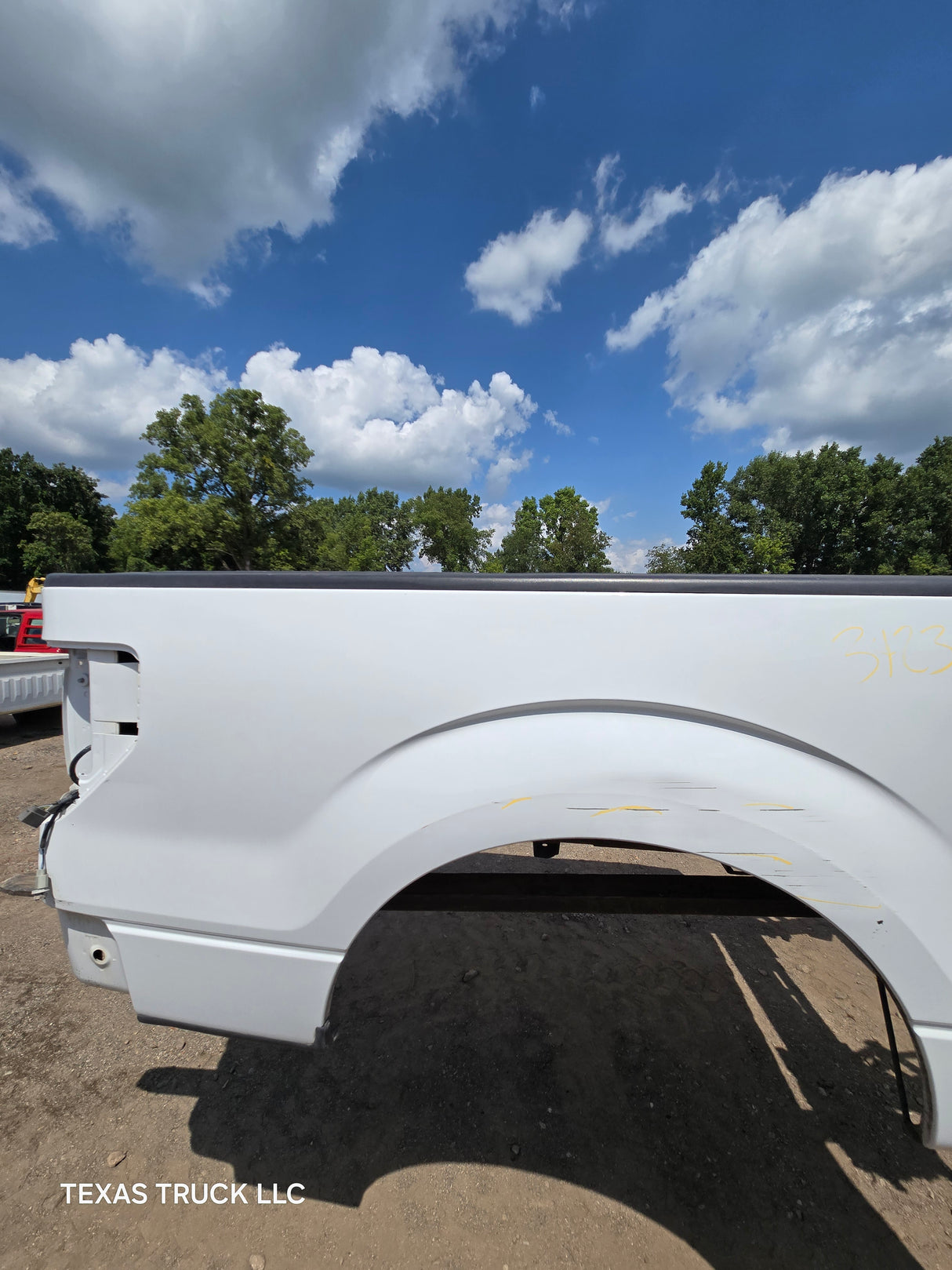 2009-2014 Ford F150 6' 6" Short Truck Bed - White