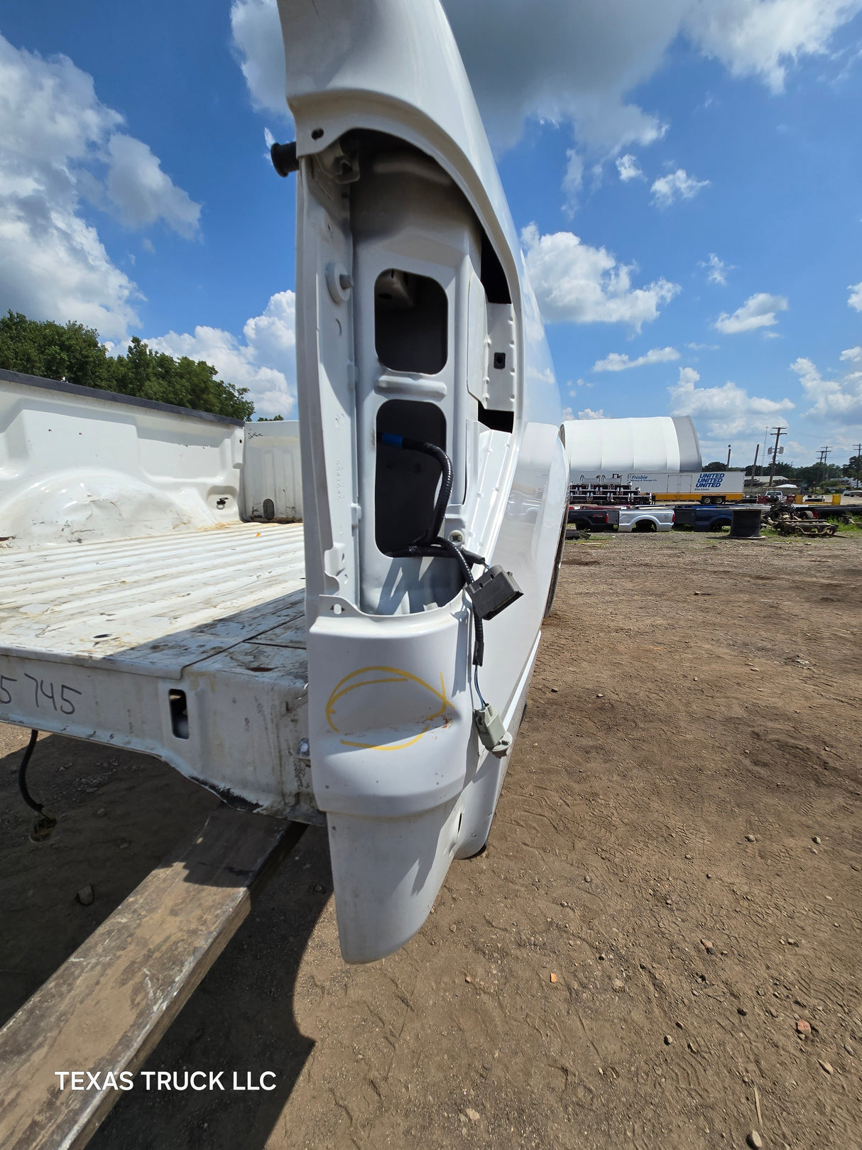 2009-2014 Ford F150 6' 6" Short Truck Bed - White