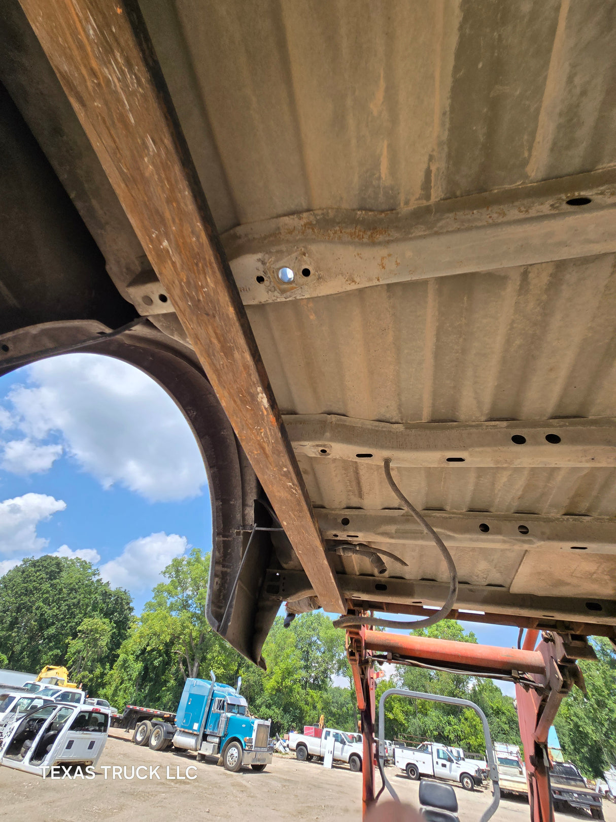 2009-2014 Ford F150 6' 6" Short Truck Bed - White