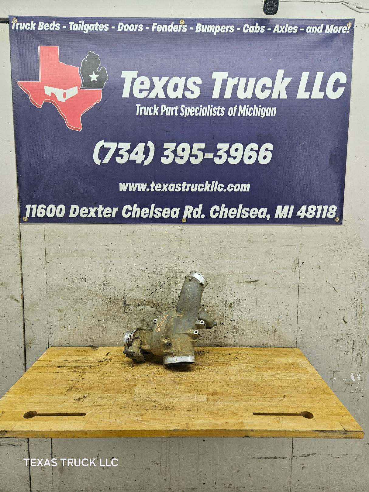 2011-2014 6.7L Power Stroke Lower Air Intake Manifold BC3Q-9K461-EB OEM