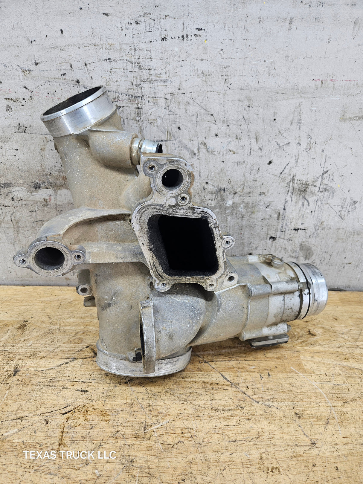 2011-2014 6.7L Power Stroke Lower Air Intake Manifold BC3Q-9K461-EB OEM