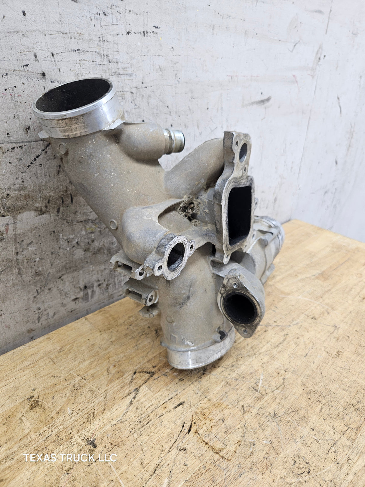 2011-2014 6.7L Power Stroke Lower Air Intake Manifold BC3Q-9K461-EB OEM