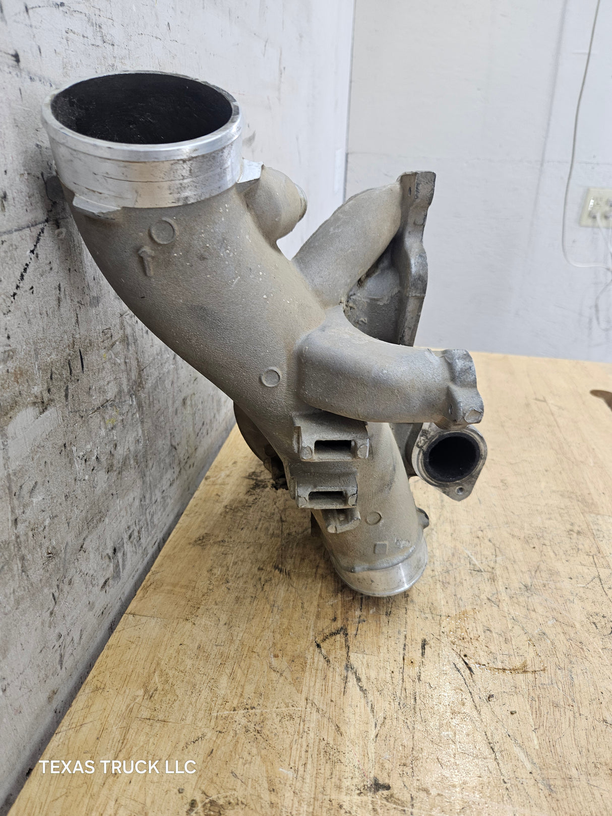 2011-2014 6.7L Power Stroke Lower Air Intake Manifold BC3Q-9K461-EB OEM