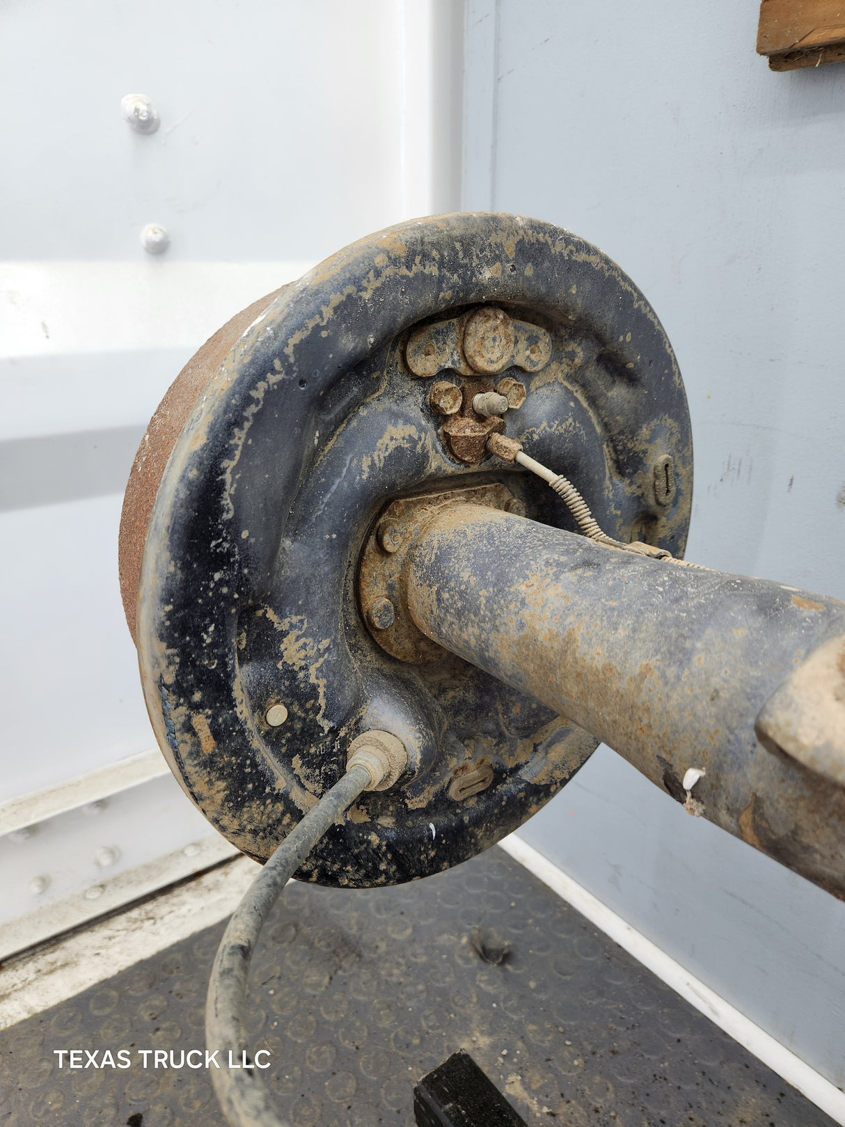 2000-2002 Dodge Ram 1500 3.55 Rear Axle 2nd Gen