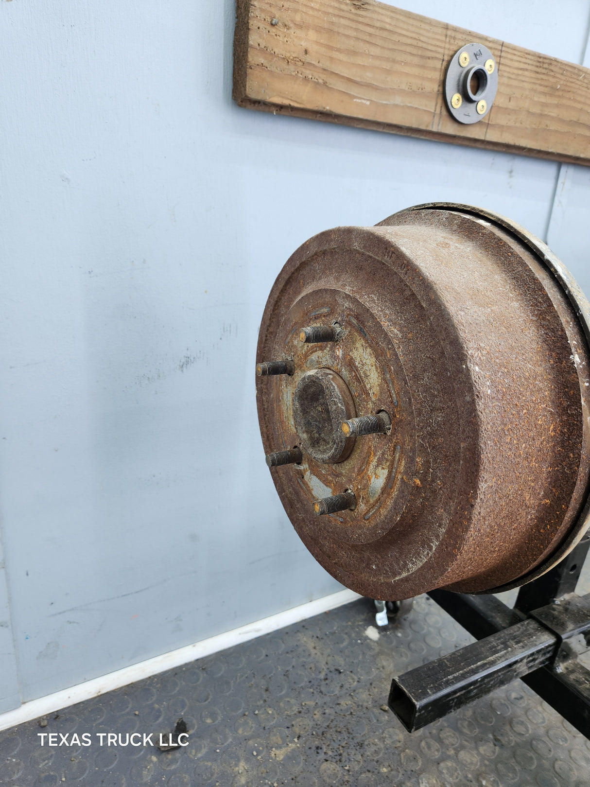 2000-2002 Dodge Ram 1500 3.55 Rear Axle 2nd Gen