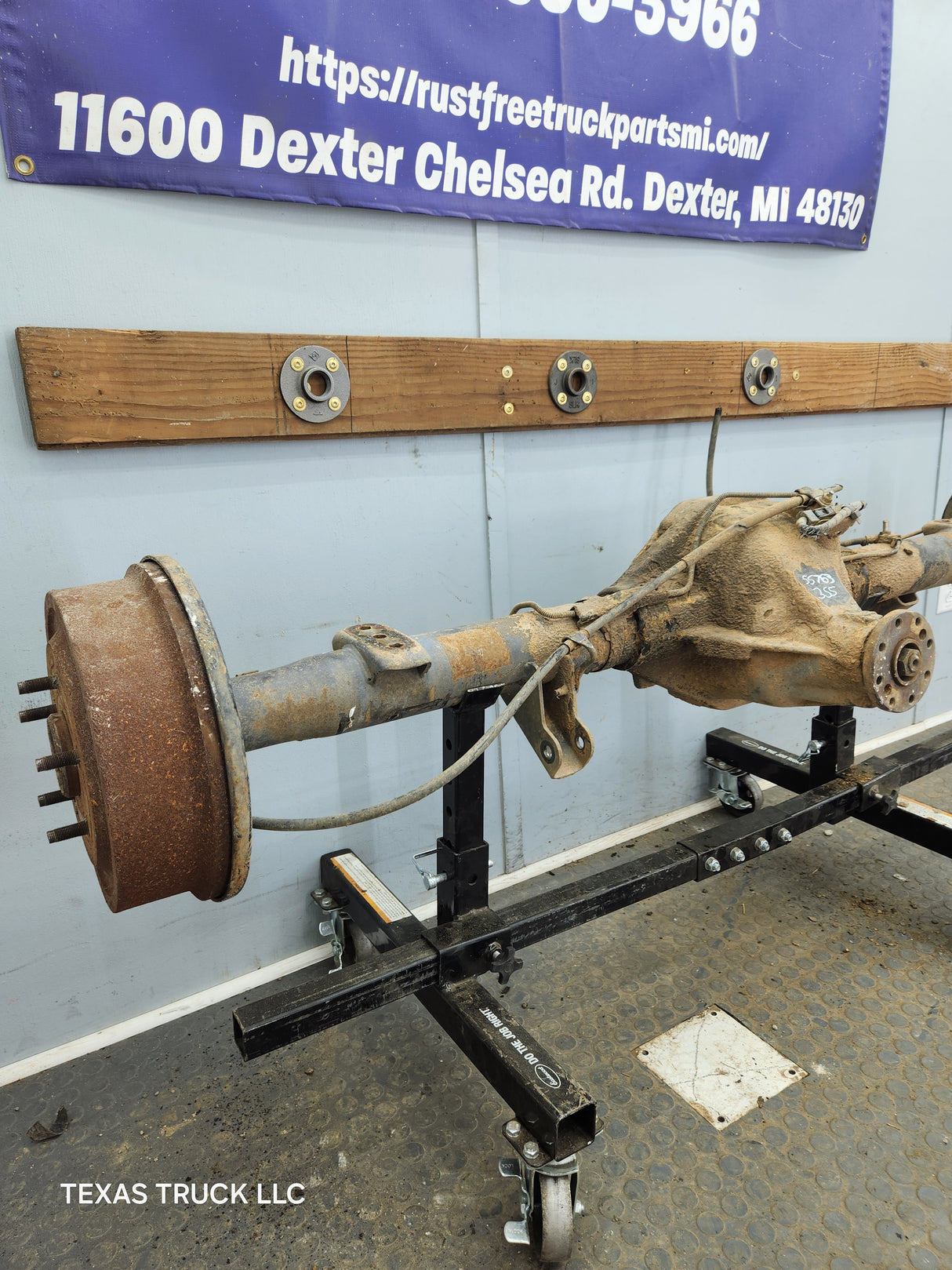 2000-2002 Dodge Ram 1500 3.55 Rear Axle 2nd Gen