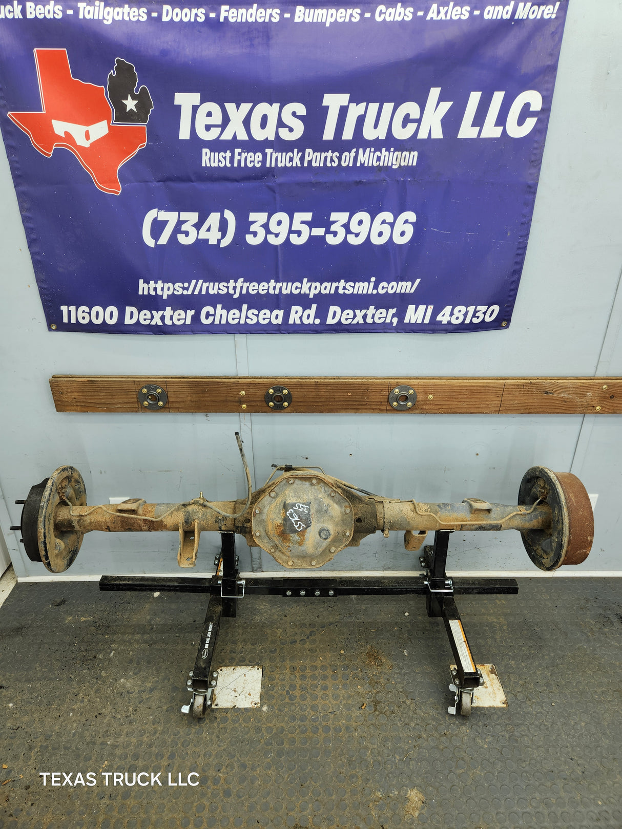 2000-2002 Dodge Ram 1500 3.55 Rear Axle 2nd Gen