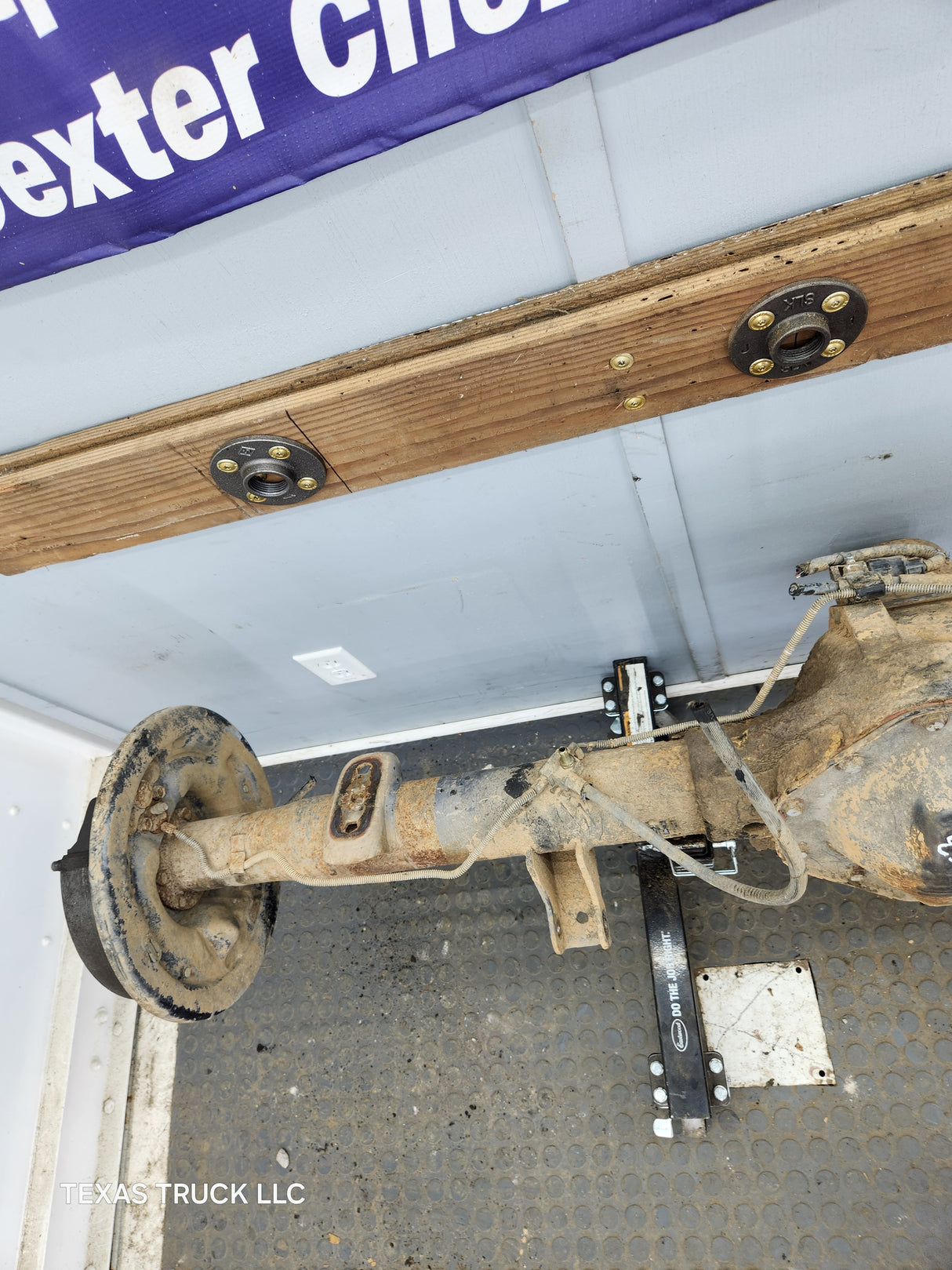 2000-2002 Dodge Ram 1500 3.55 Rear Axle 2nd Gen