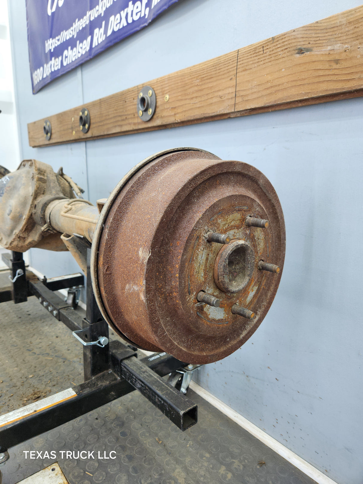 2000-2002 Dodge Ram 1500 3.55 Rear Axle 2nd Gen