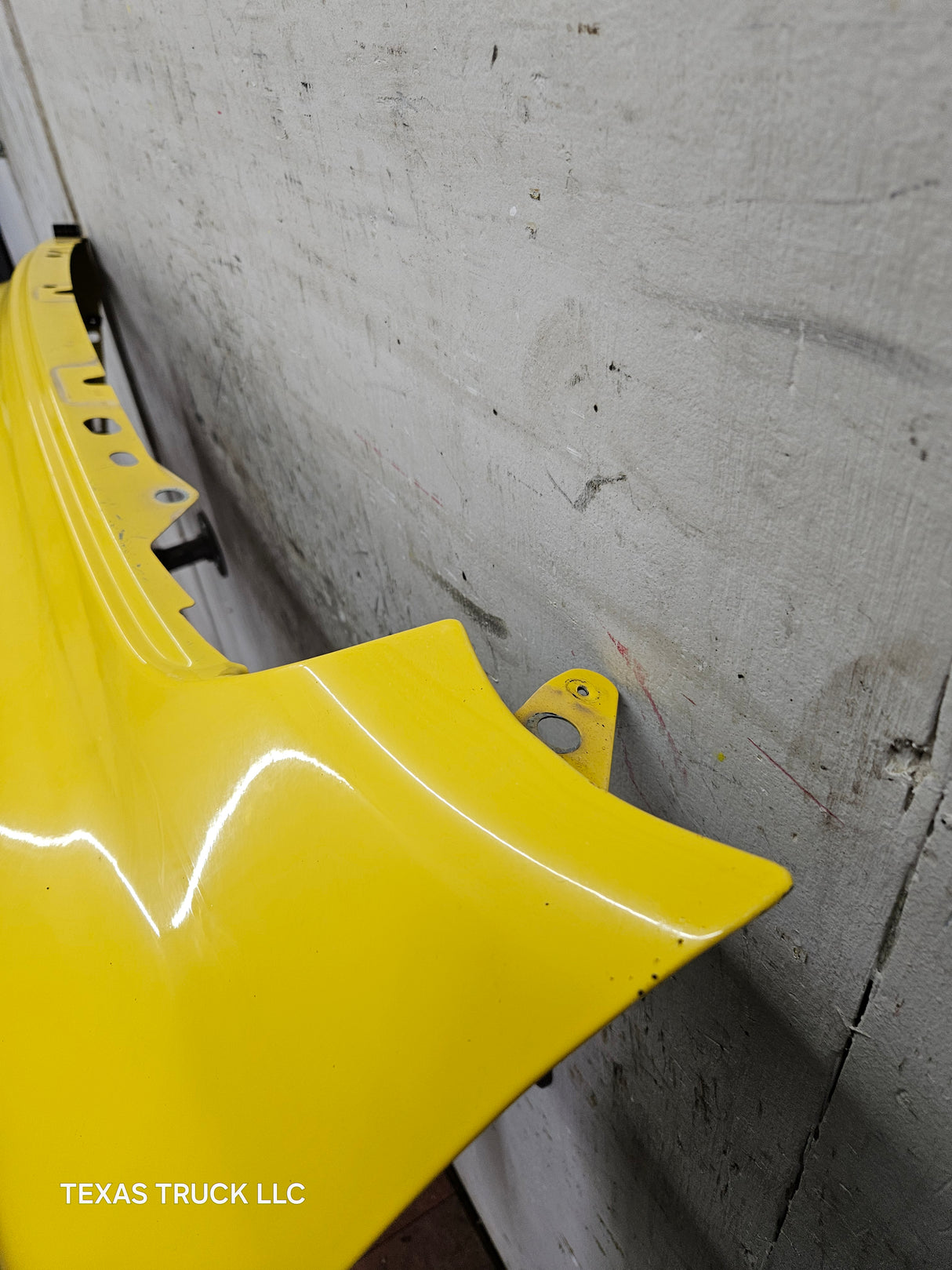 2003-2005 Dodge Ram 3rd Gen 1500 2500 3500 LH Driver Side Fender - Yellow