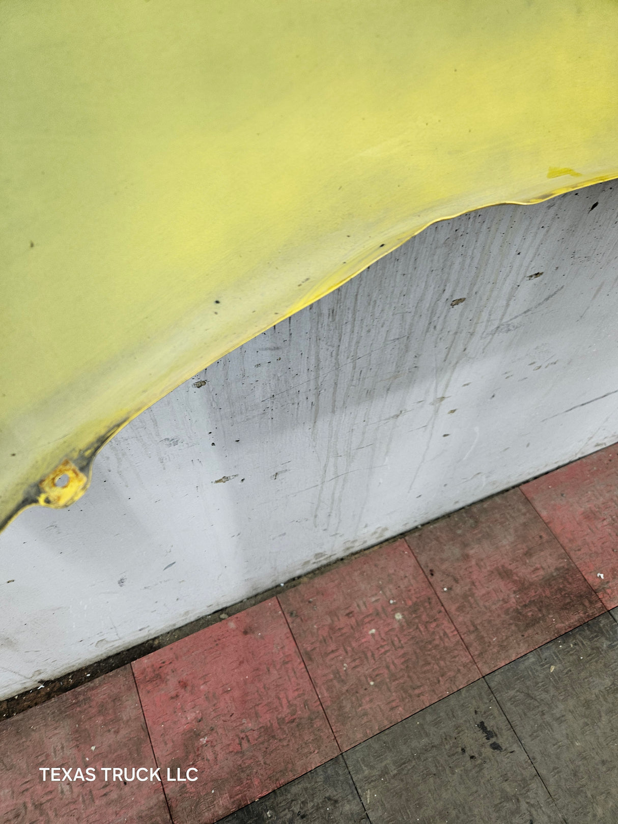 2003-2005 Dodge Ram 3rd Gen 1500 2500 3500 LH Driver Side Fender - Yellow