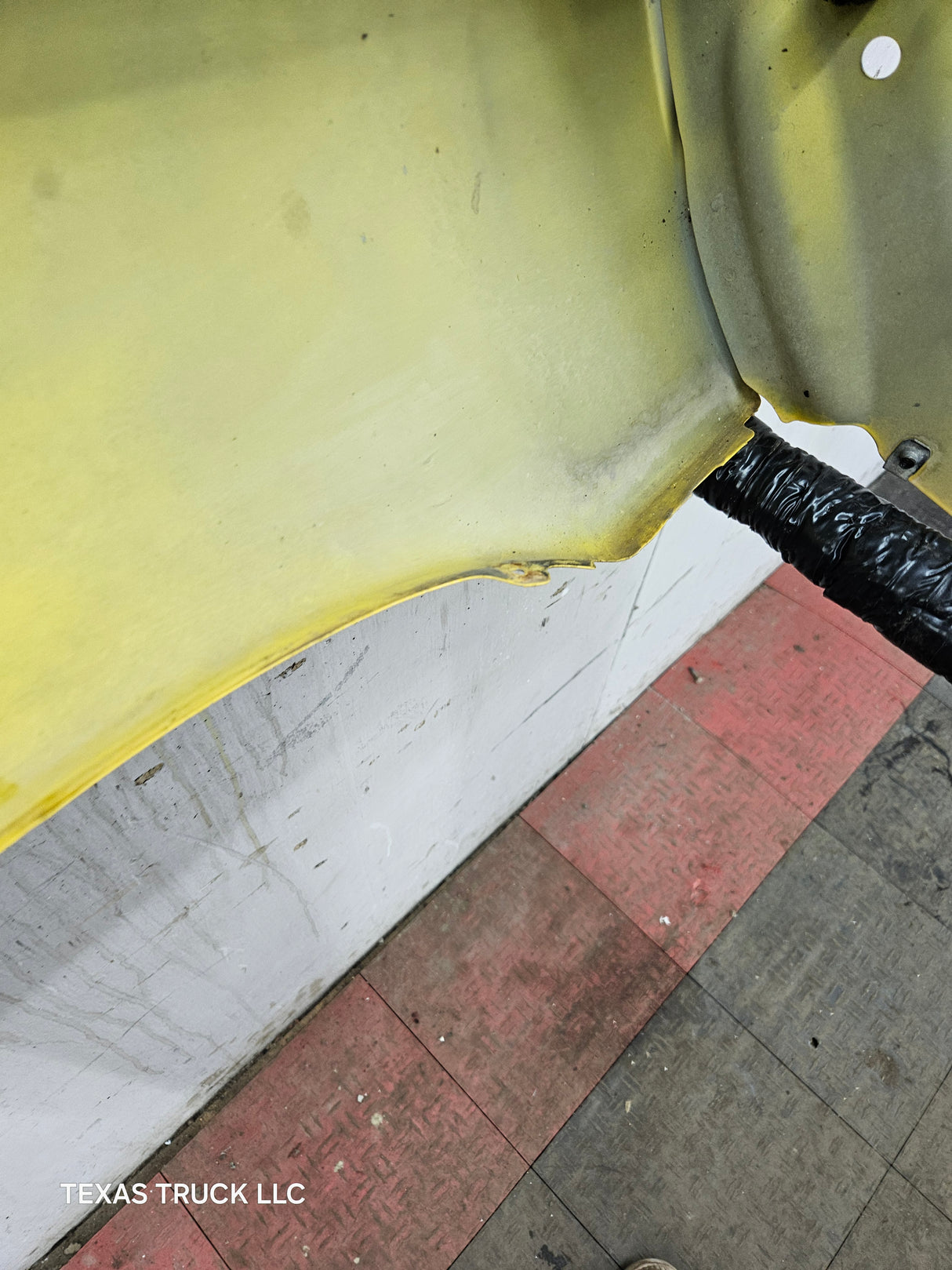 2003-2005 Dodge Ram 3rd Gen 1500 2500 3500 LH Driver Side Fender - Yellow