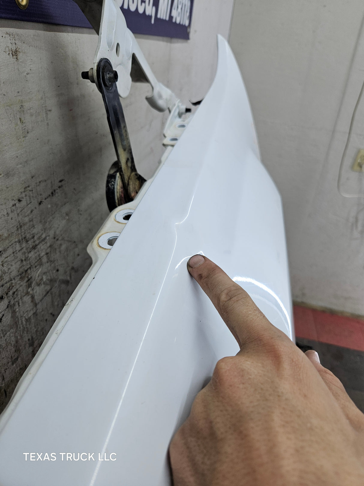 2007-2013 Chevrolet Silverado Driver Side Front LH Fender 1500 2500 3500 HD - White