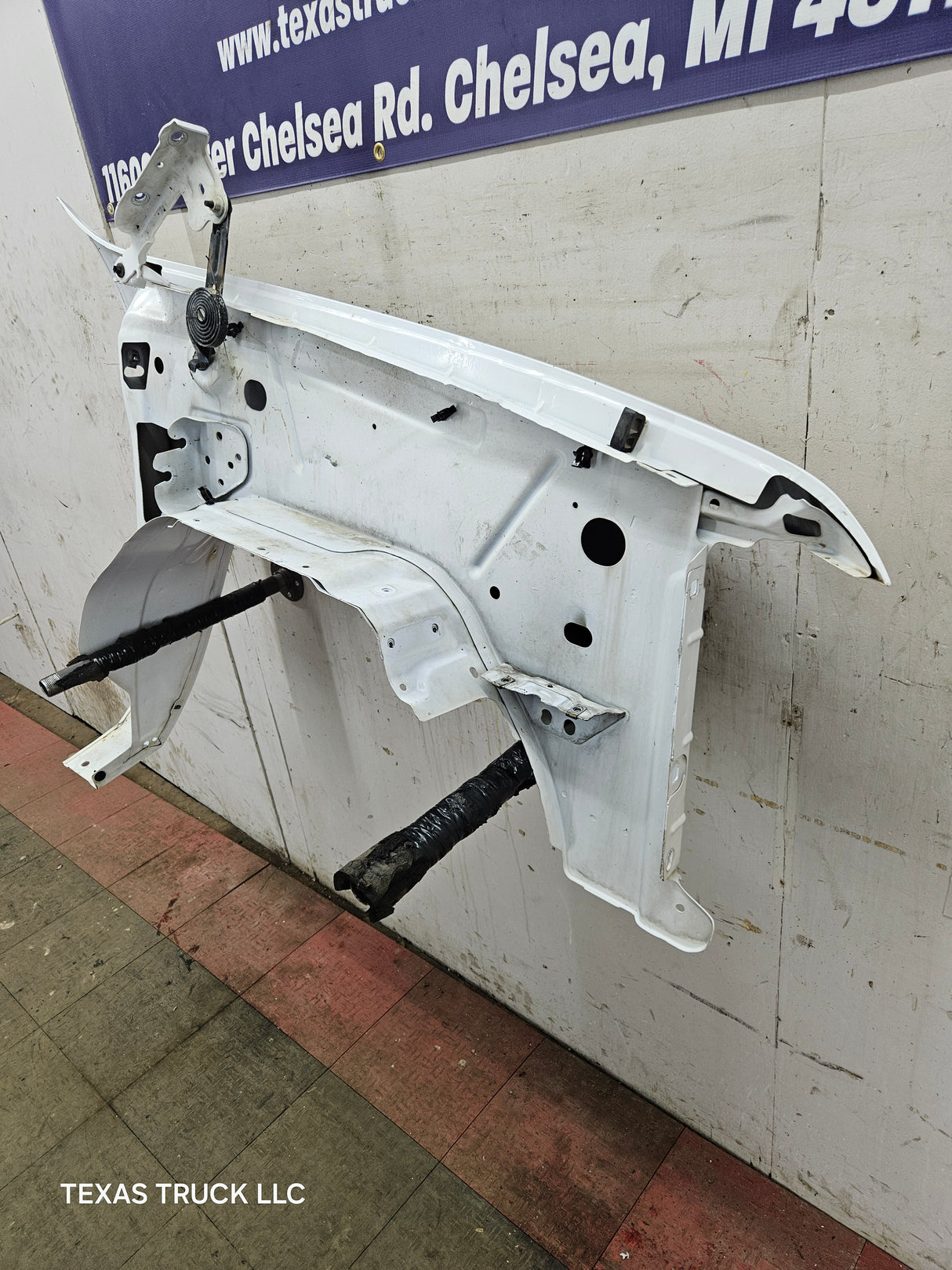 2007-2013 Chevrolet Silverado Driver Side Front LH Fender 1500 2500 3500 HD - White