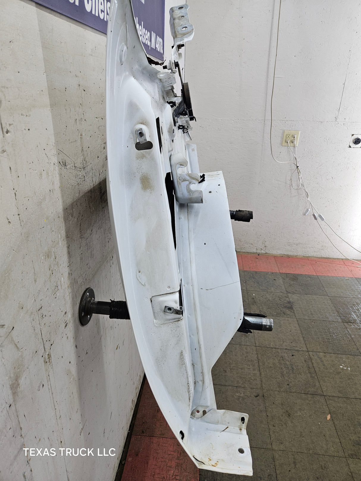 2007-2013 Chevrolet Silverado Driver Side Front LH Fender 1500 2500 3500 HD - White