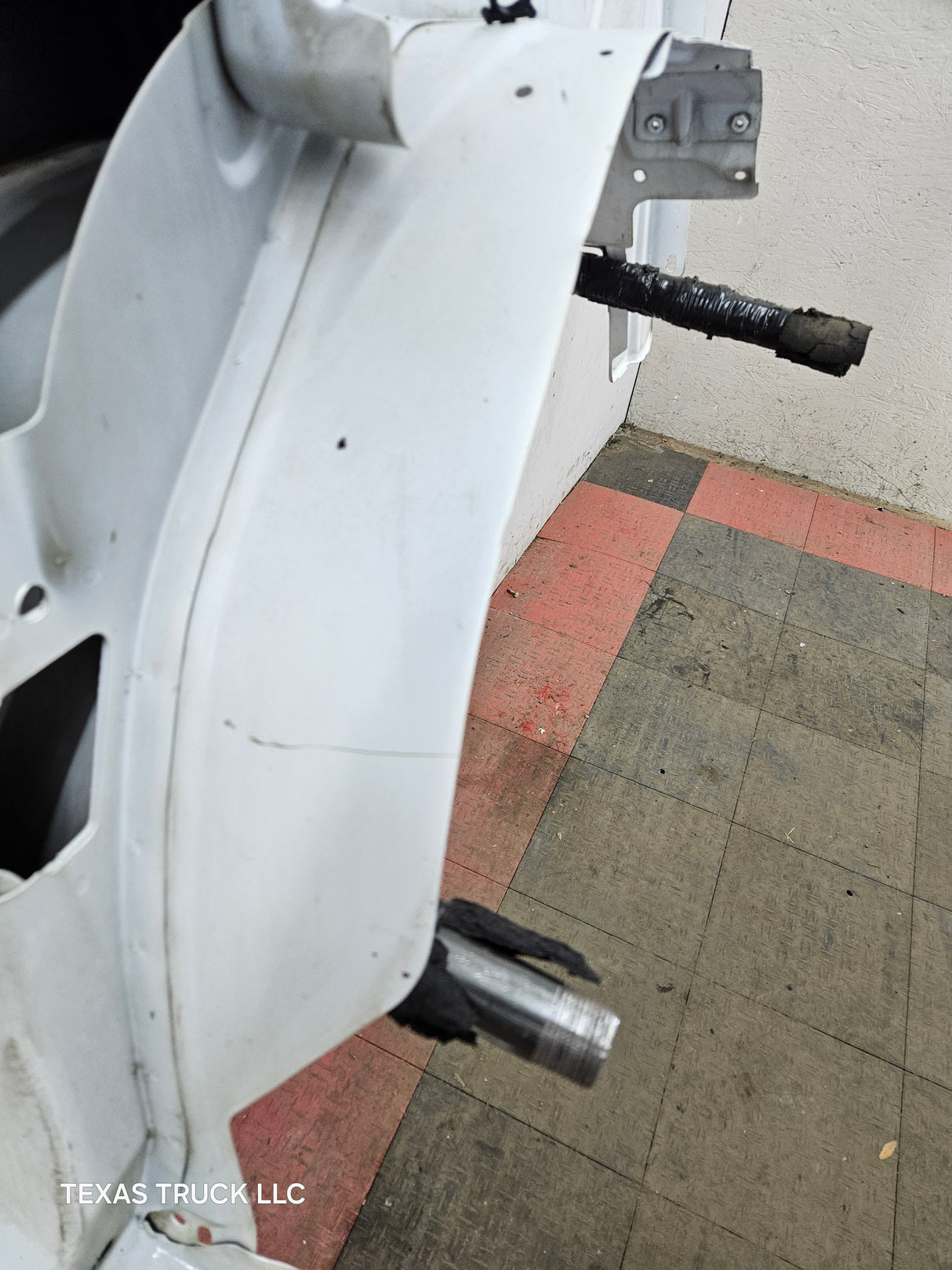 2007-2013 Chevrolet Silverado Driver Side Front LH Fender 1500 2500 3500 HD - White