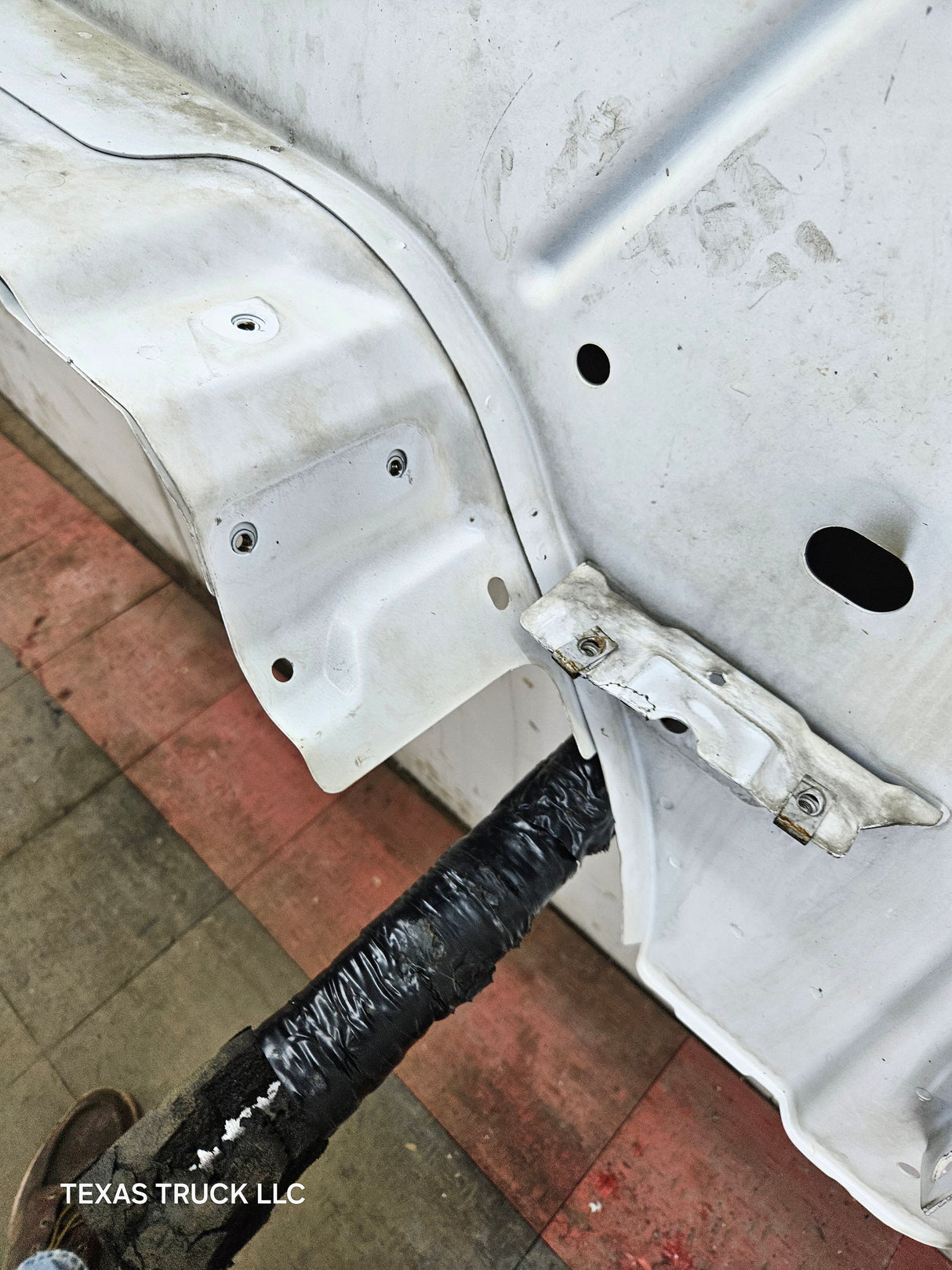 2007-2013 Chevrolet Silverado Driver Side Front LH Fender 1500 2500 3500 HD - White