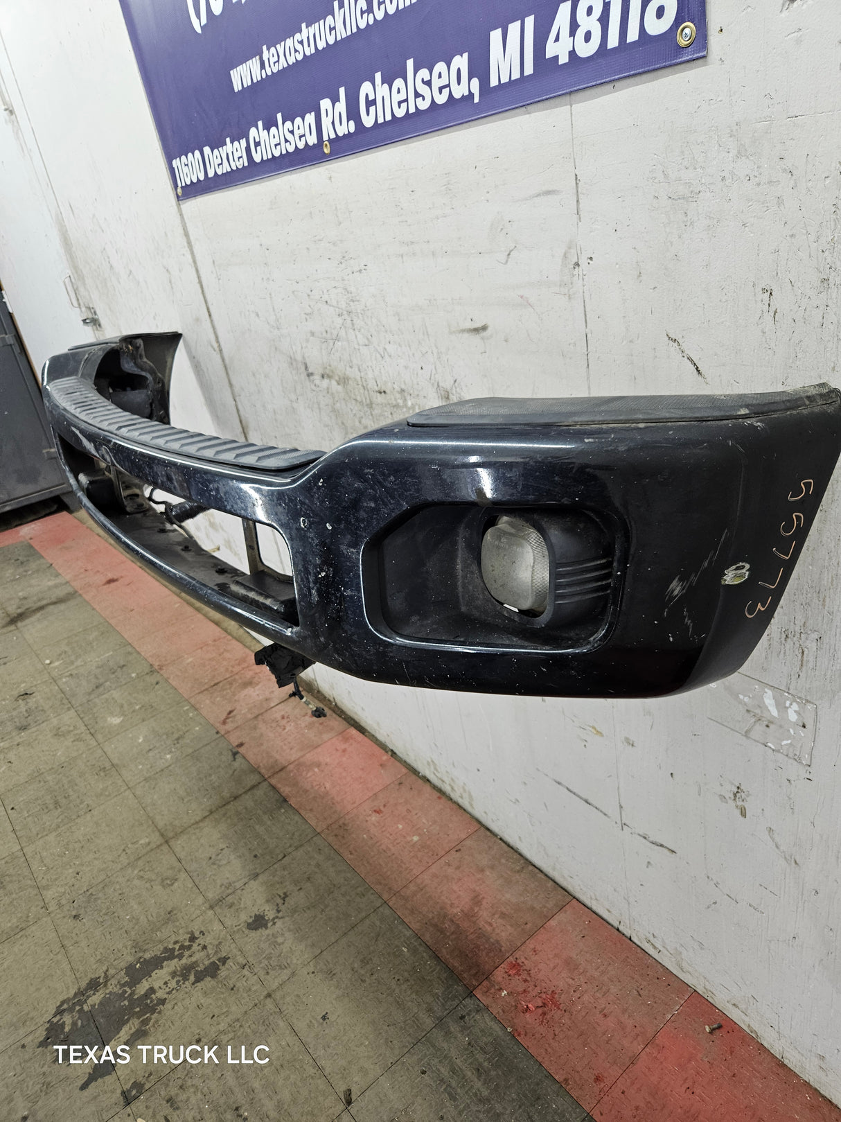 2011-2016 Ford Super Duty F250 F350 Front Bumper Black