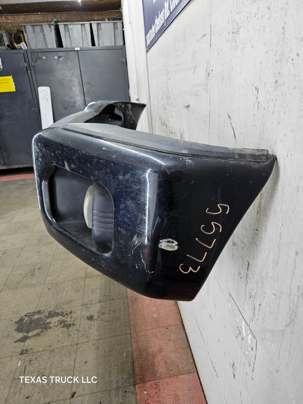 2011-2016 Ford Super Duty F250 F350 Front Bumper Black