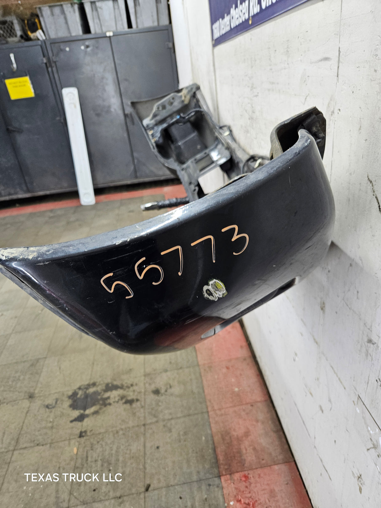 2011-2016 Ford Super Duty F250 F350 Front Bumper Black