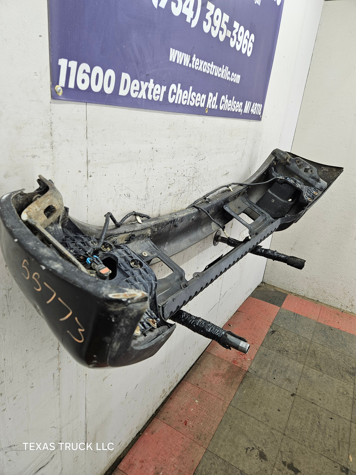 2011-2016 Ford Super Duty F250 F350 Front Bumper Black