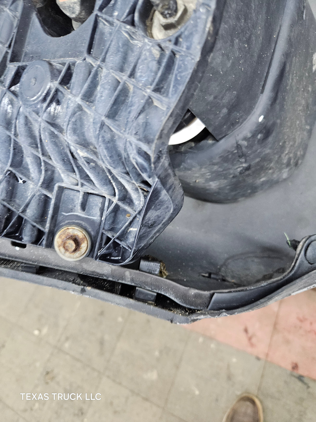 2011-2016 Ford Super Duty F250 F350 Front Bumper Black