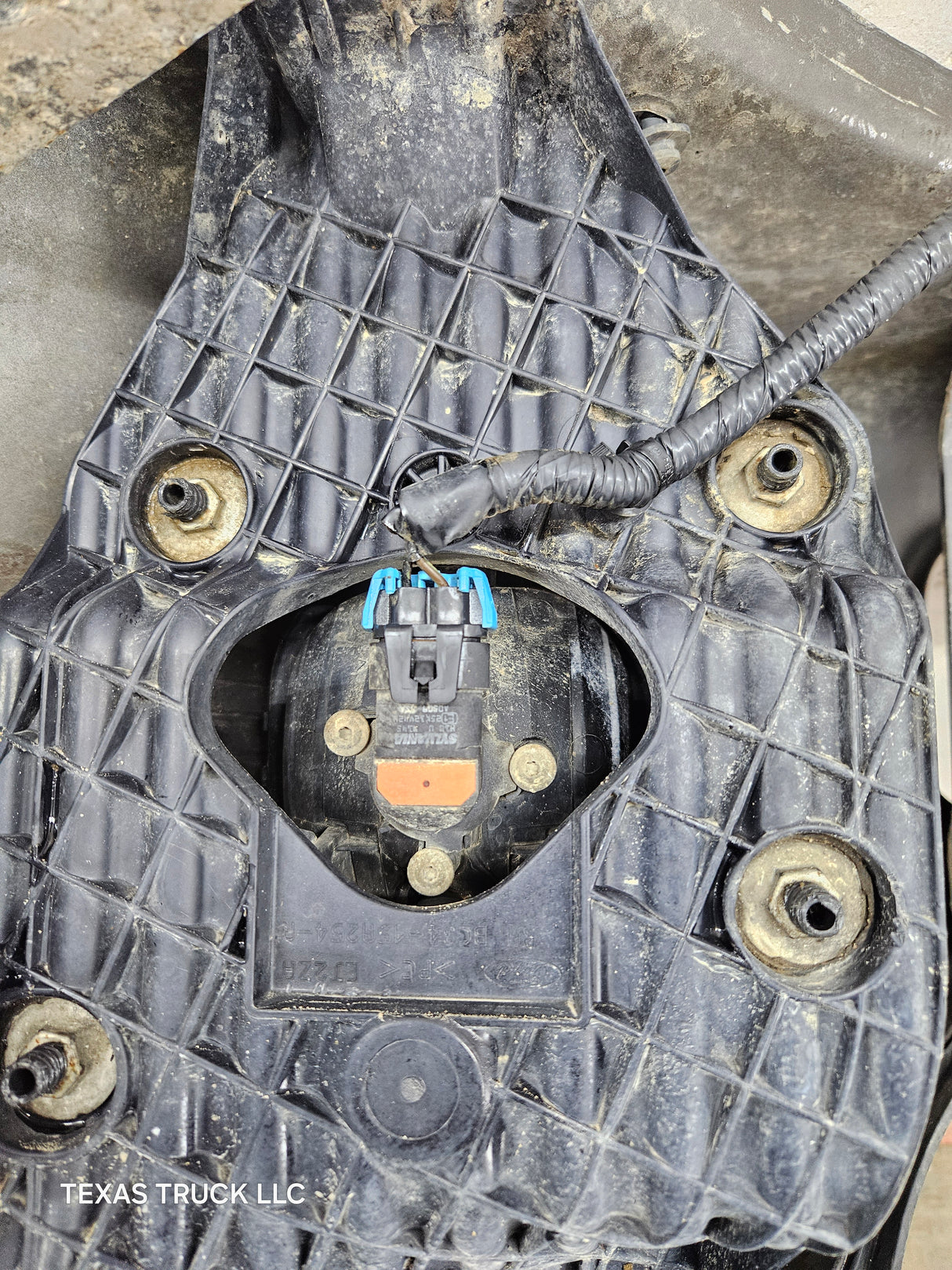 2011-2016 Ford Super Duty F250 F350 Front Bumper Black